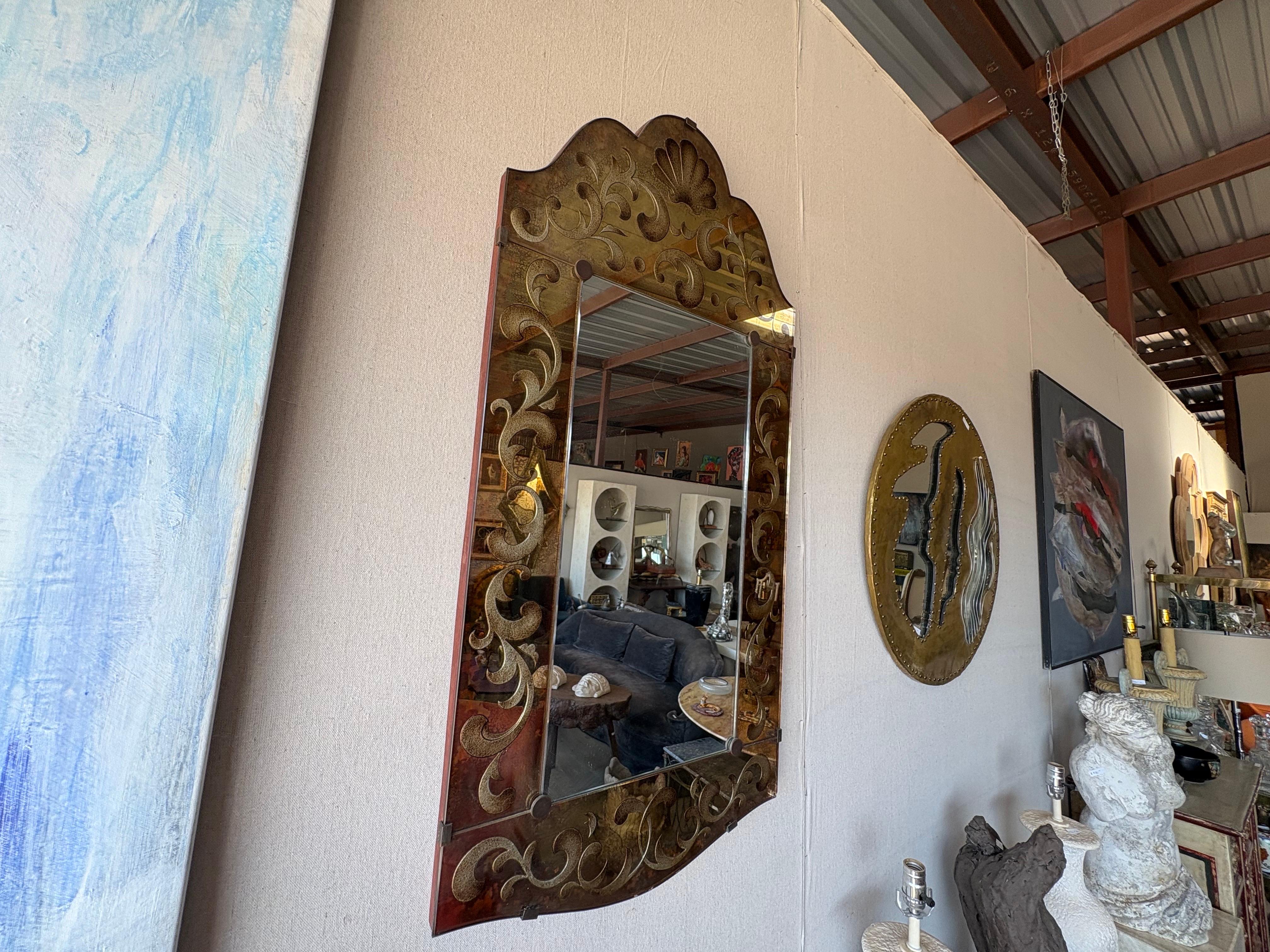 Specchio italiano decorato a rovescio in vendita 7