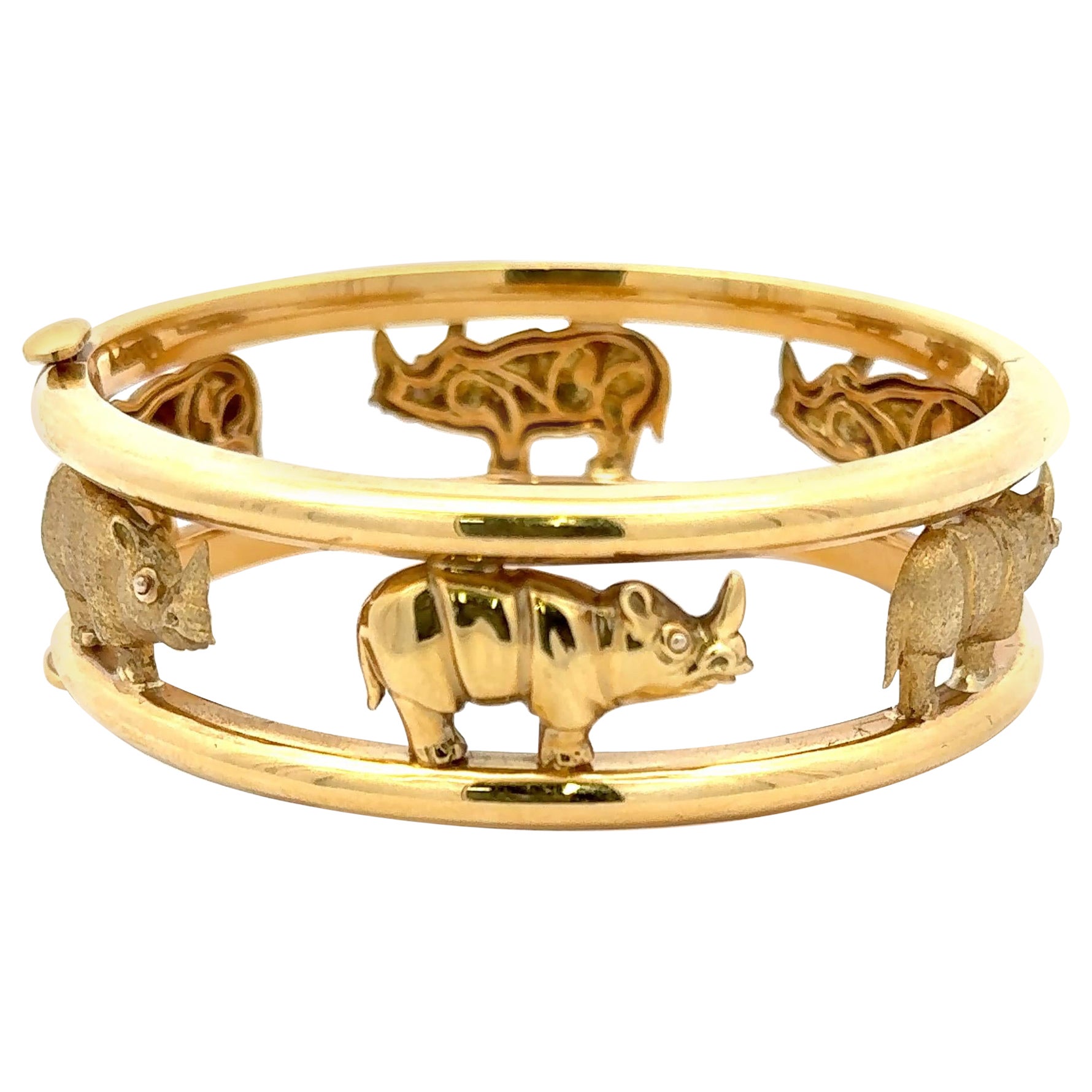 Italian Rhinocero Matte High Polish 18KT Yellow Gold Bangle Bracelet 46.5 Grams