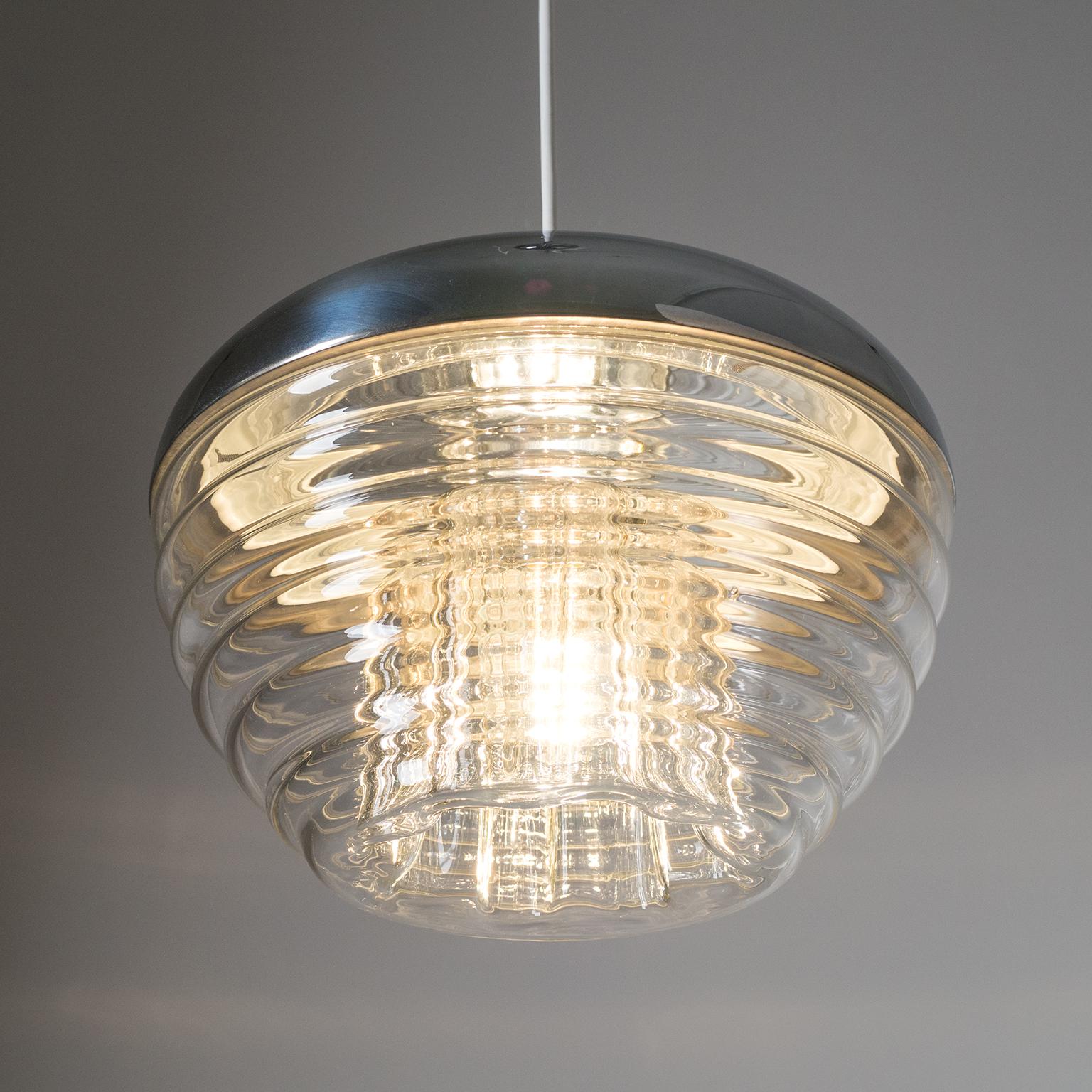 Italian Ribbed Glass Pendant, circa 1970 For Sale 3