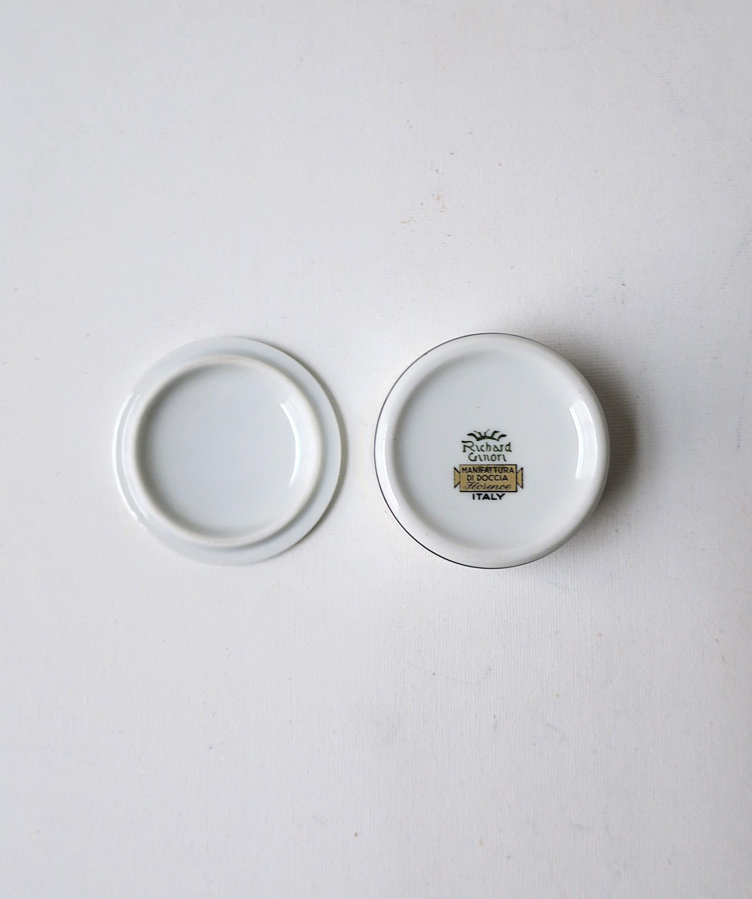 Joyero italiano de porcelana Richard Ginori Neoclásico en venta 5