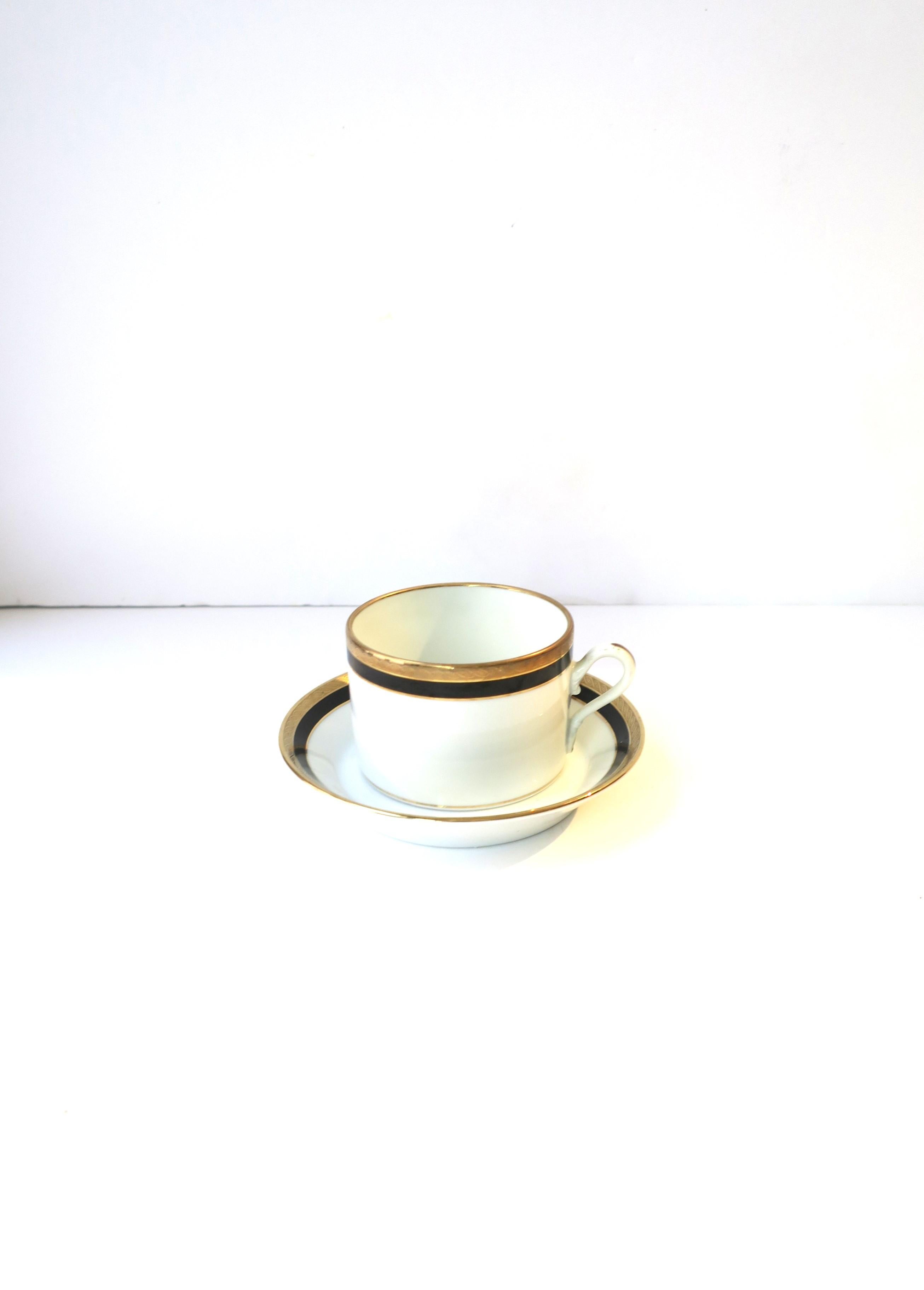 20th Century Italian Richard Ginori Vintage Black Gold Porcelain Coffee or Tea Cup & Saucer For Sale