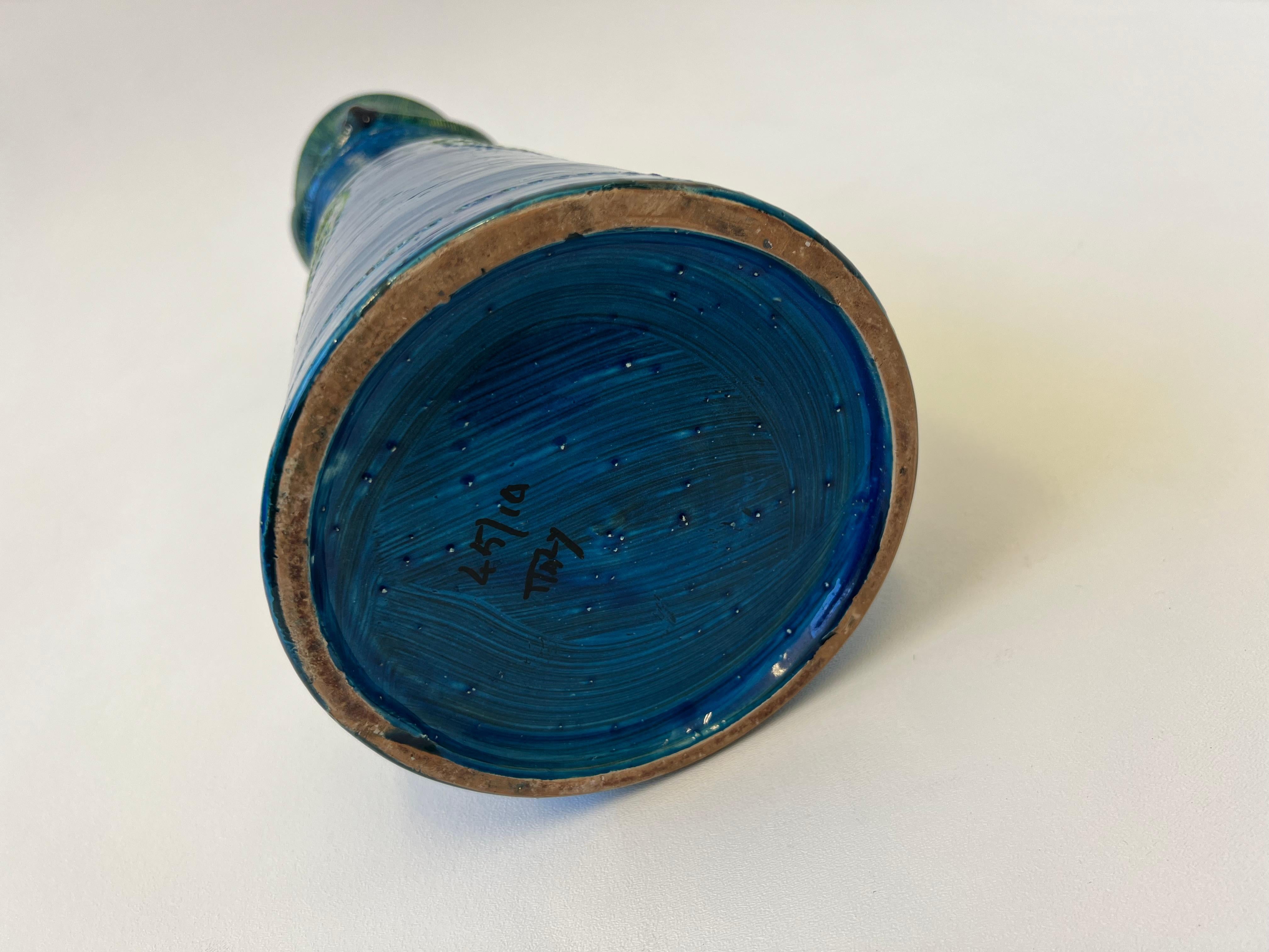 Italian “Rimini Blue” Ceramic Owl Vase by Aldo Londi for Bitossi  For Sale 3