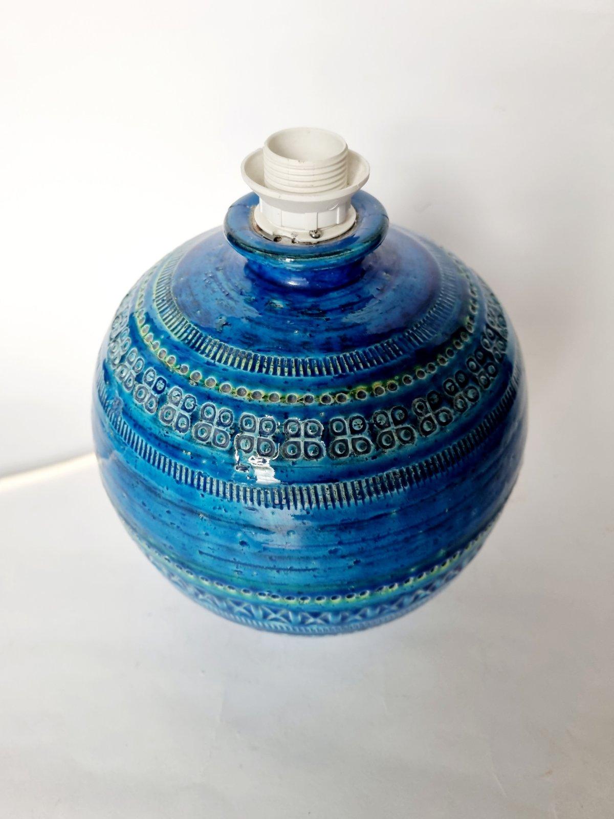 Italian Rimini Blue Ceramic Table Lamp by Aldo Londi for Flavia Montelupo, 70s in vendita 3