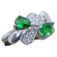 Italian ring in sterling silver, zircons and emerald root