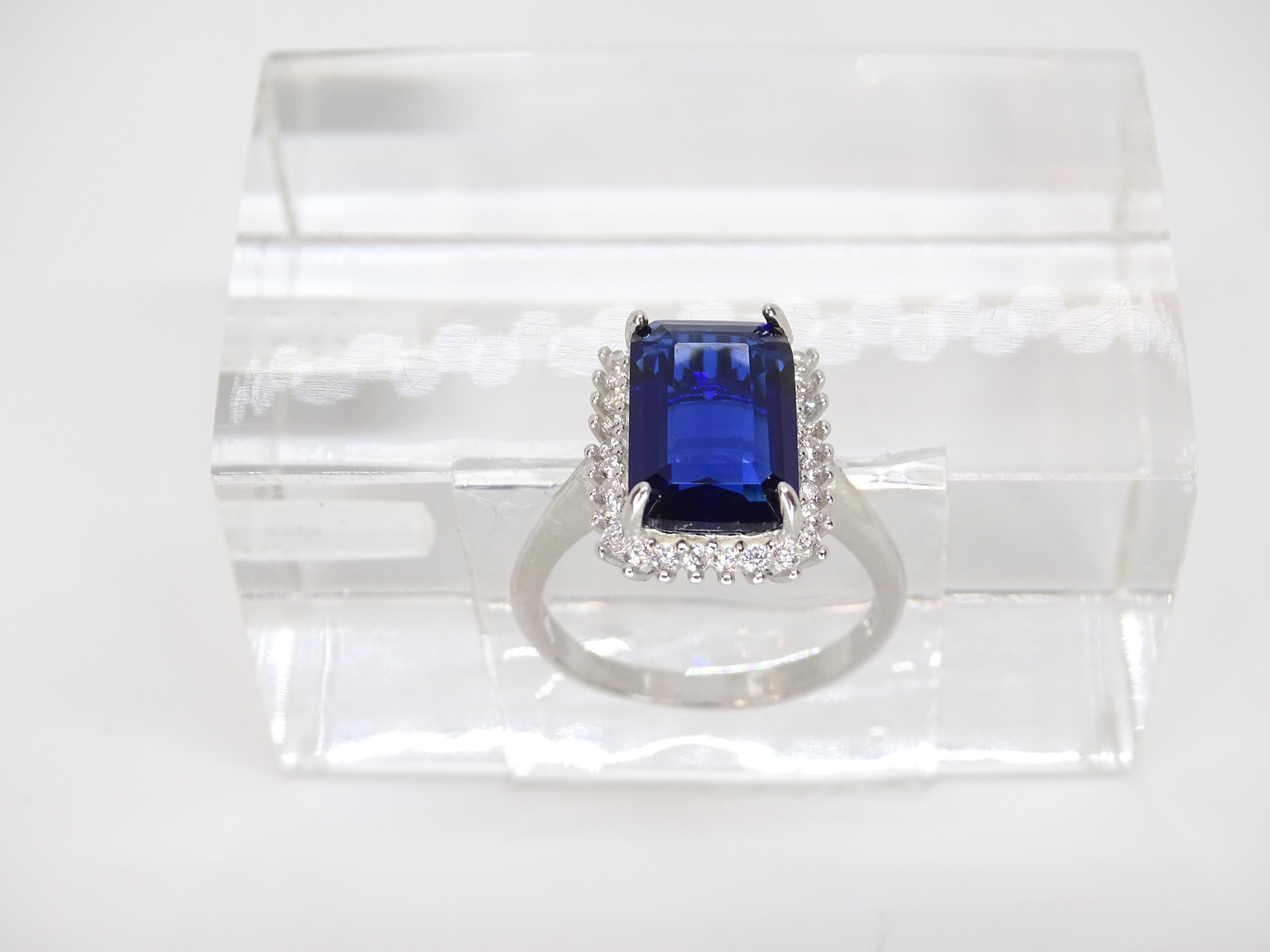 Bague italienne avec racine en saphir taille émeraude, argent sterling 925 et zircons en vente 3