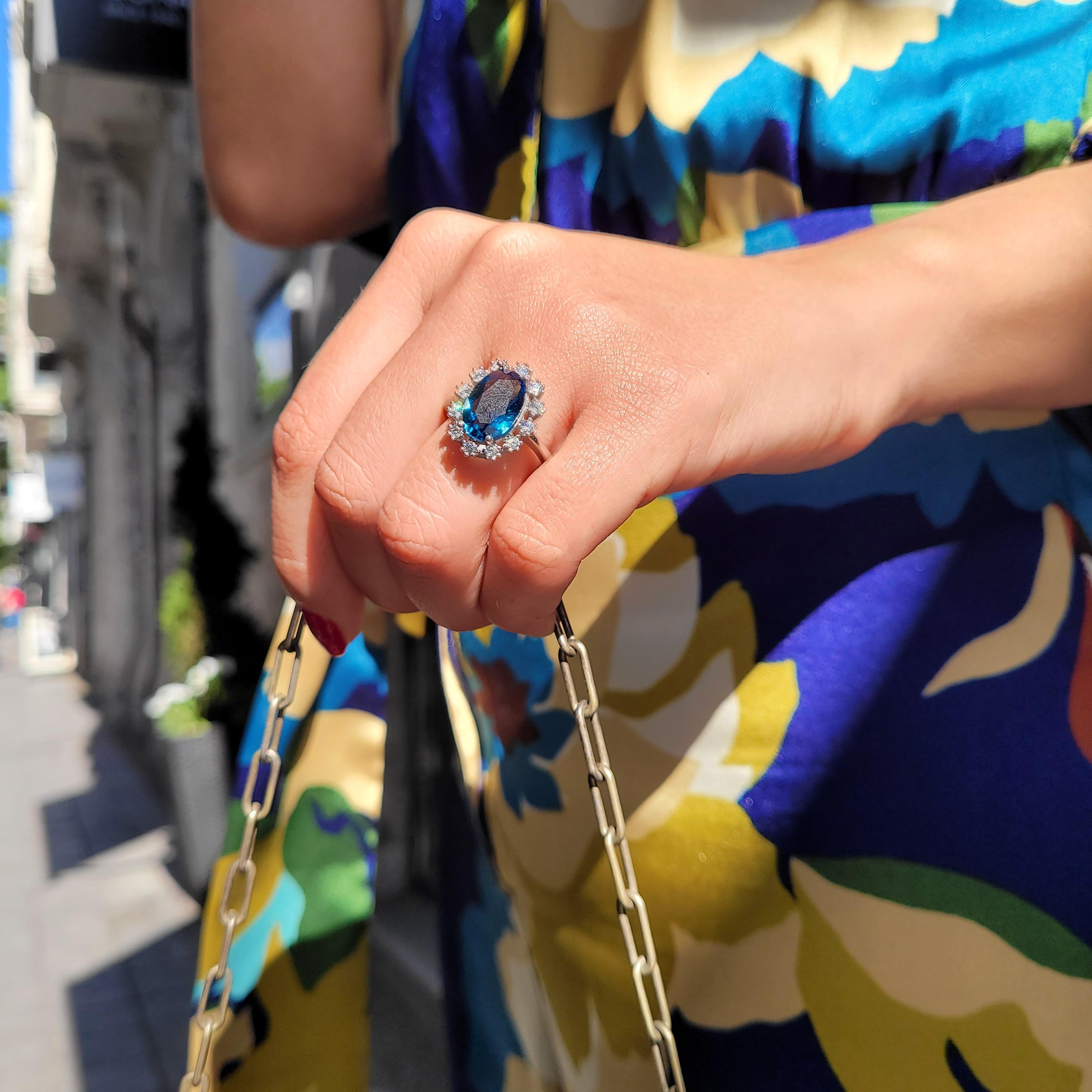 Art Nouveau Italian Ring with sapphire root, 925 sterling silver and zircons For Sale
