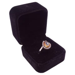 Anello italiano, zultanite e zirconi, argento sterling 925, XXI secolo