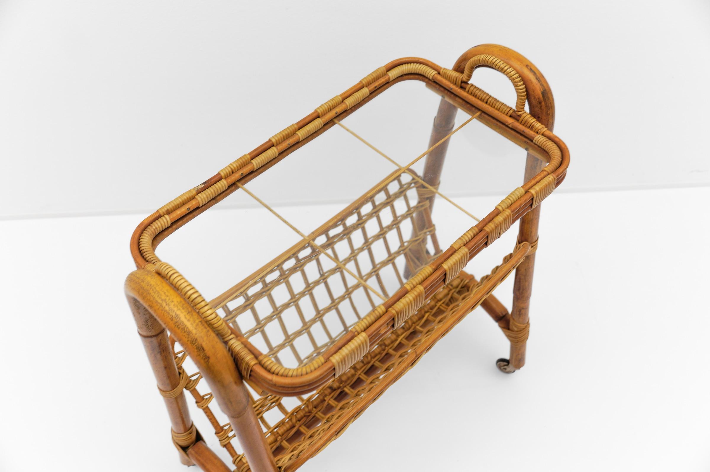 Bambou Chariot de service en bambou et rotin de la Riviera italienne, années 1950 en vente