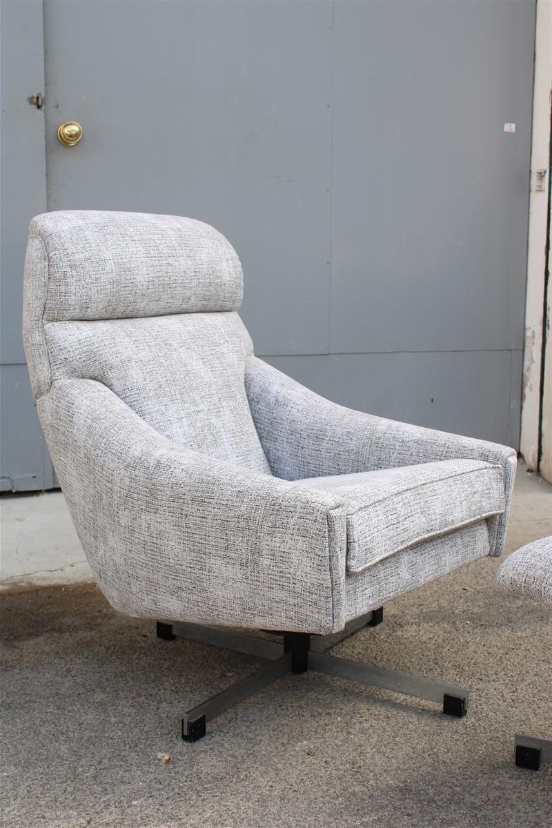 Late 20th Century Italian rocking and swivel armchair from 1970 in fabric and metal For Sale