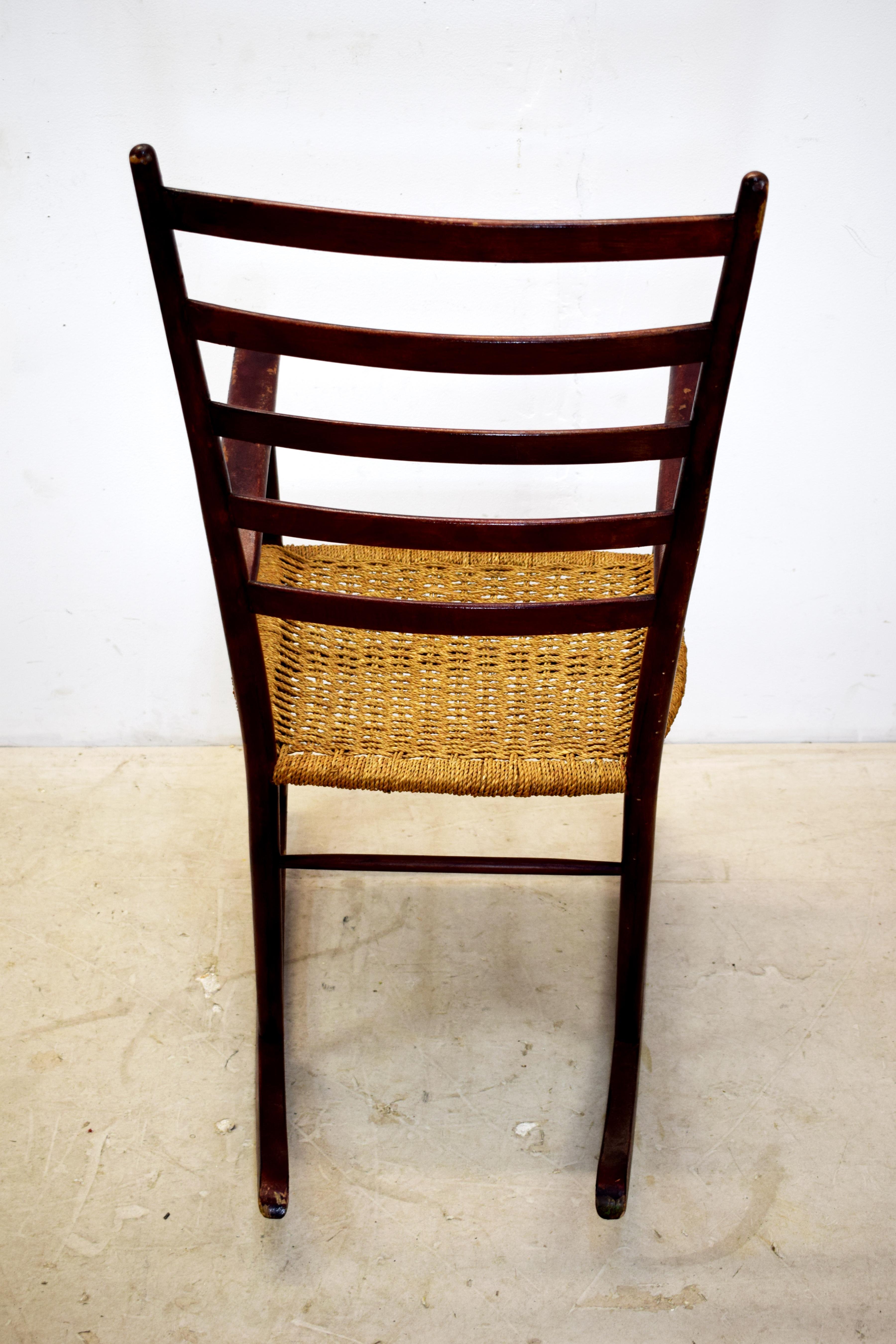 Italian Rocking Chair, Paolo Buffa Style, 1940s In Good Condition In Palermo, PA