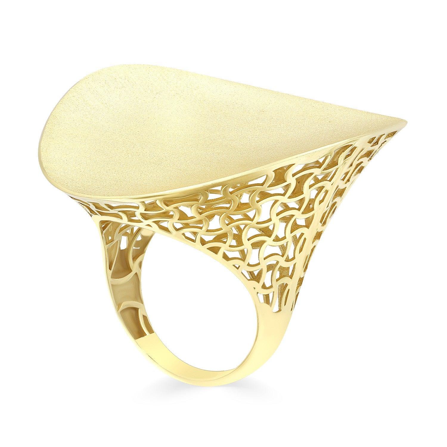 For Sale:  Italian Rococo Baroque Style Fashion Yellow Gold 14 Karat Ring 3