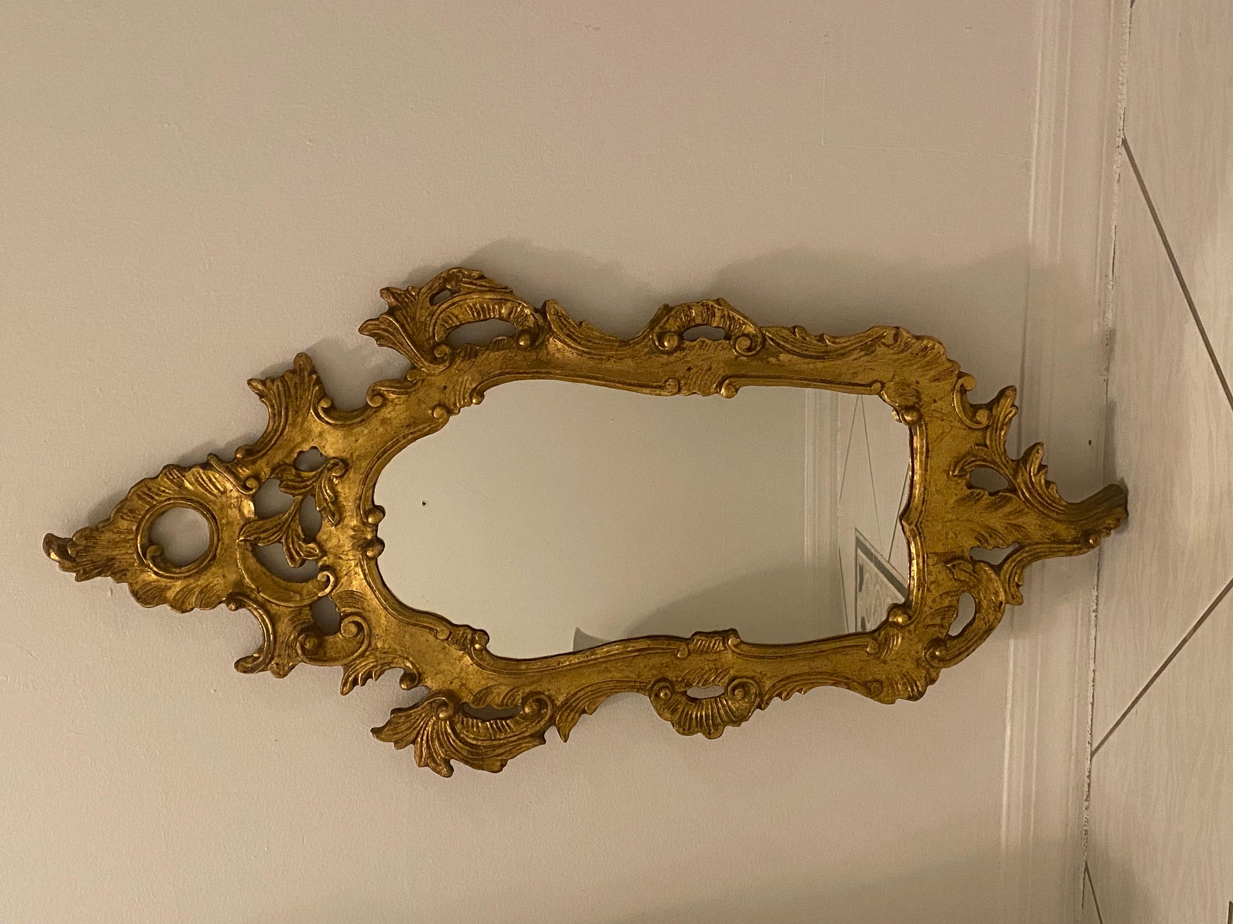 Miroir italien de style baroque rococo en bois doré Bon état - En vente à Miami, FL