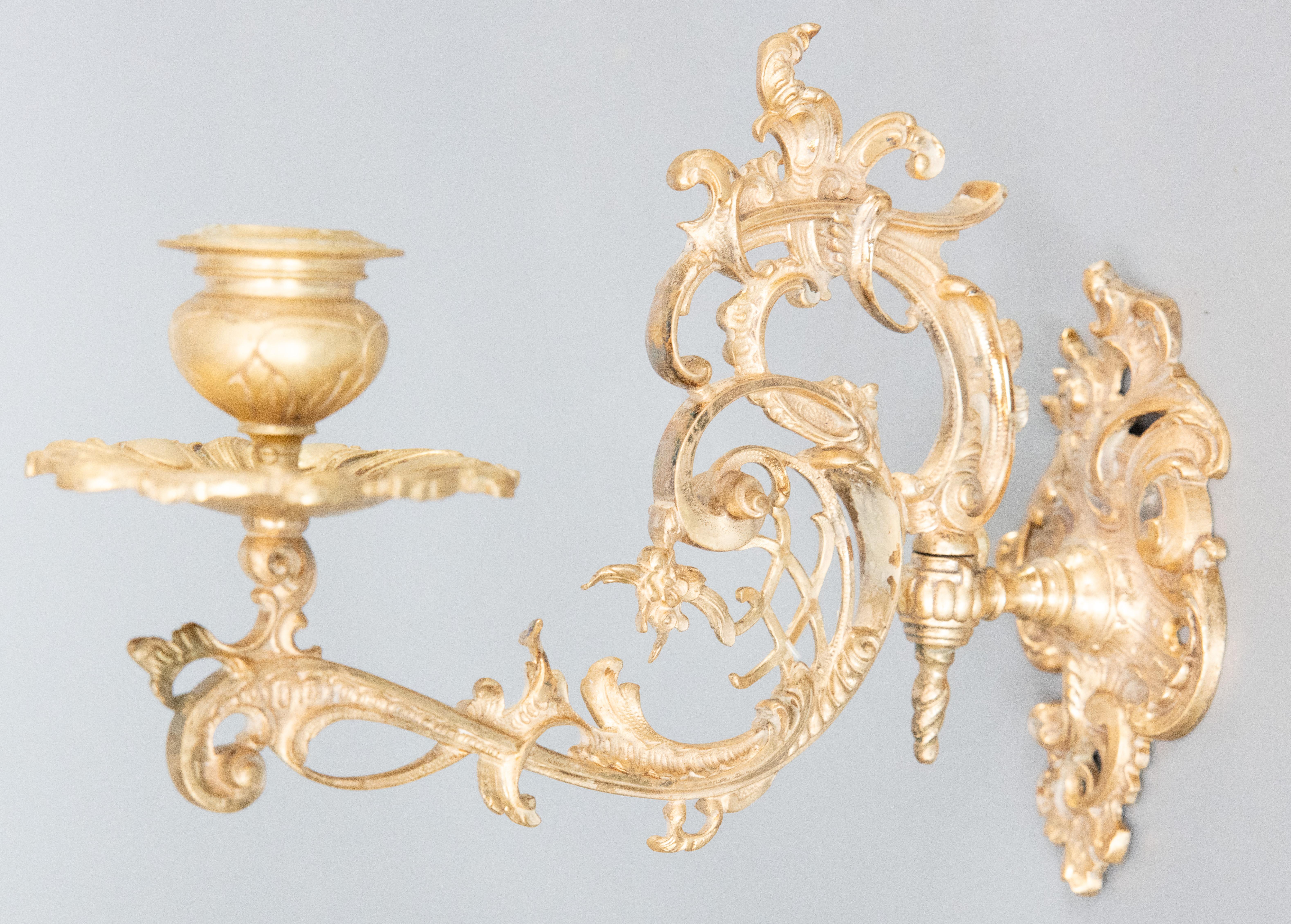 Italian Rococo Candle Sconces, A Pair For Sale 1