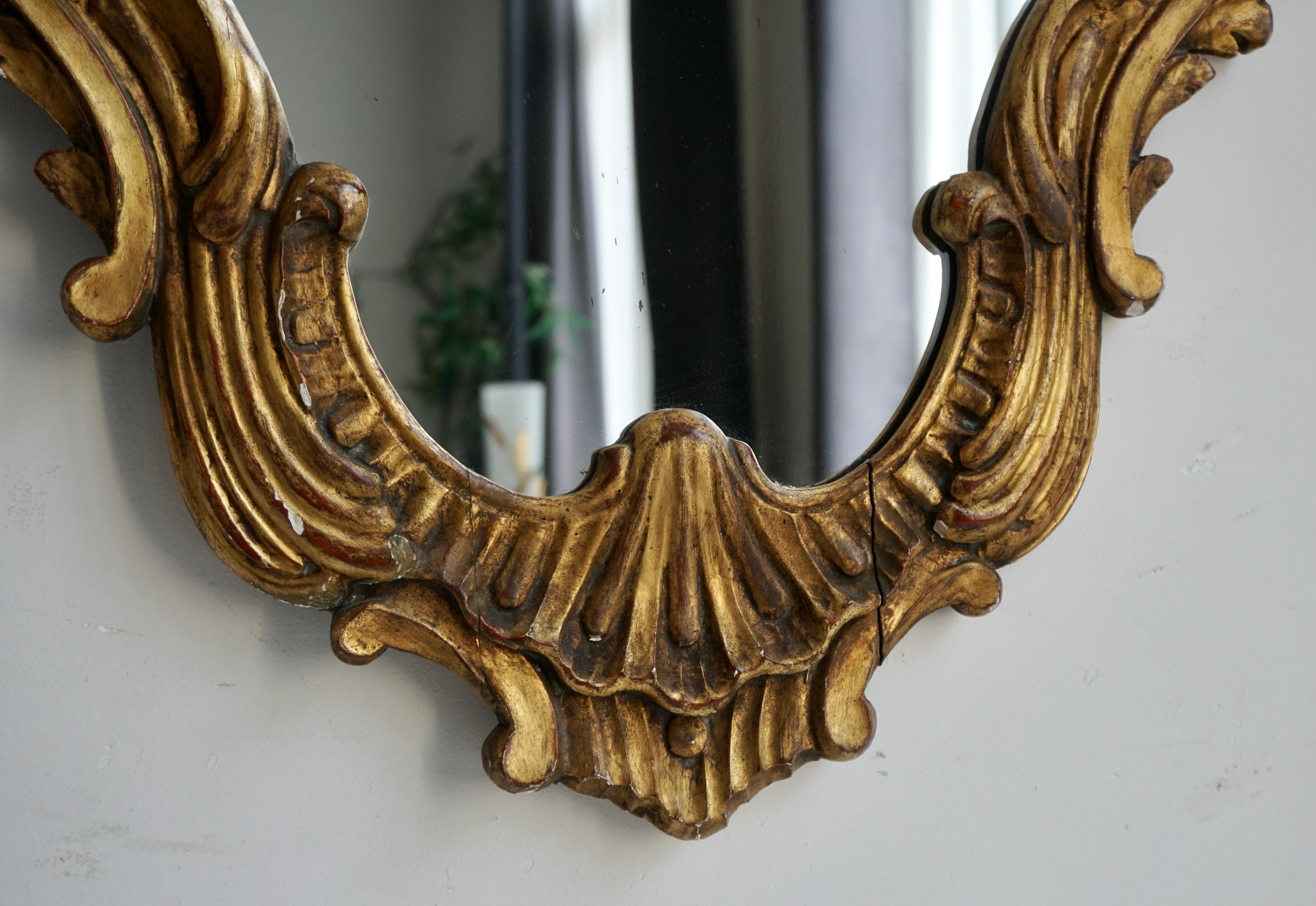 20th Century Italian Rococo Carved Giltwood Mirror For Sale
