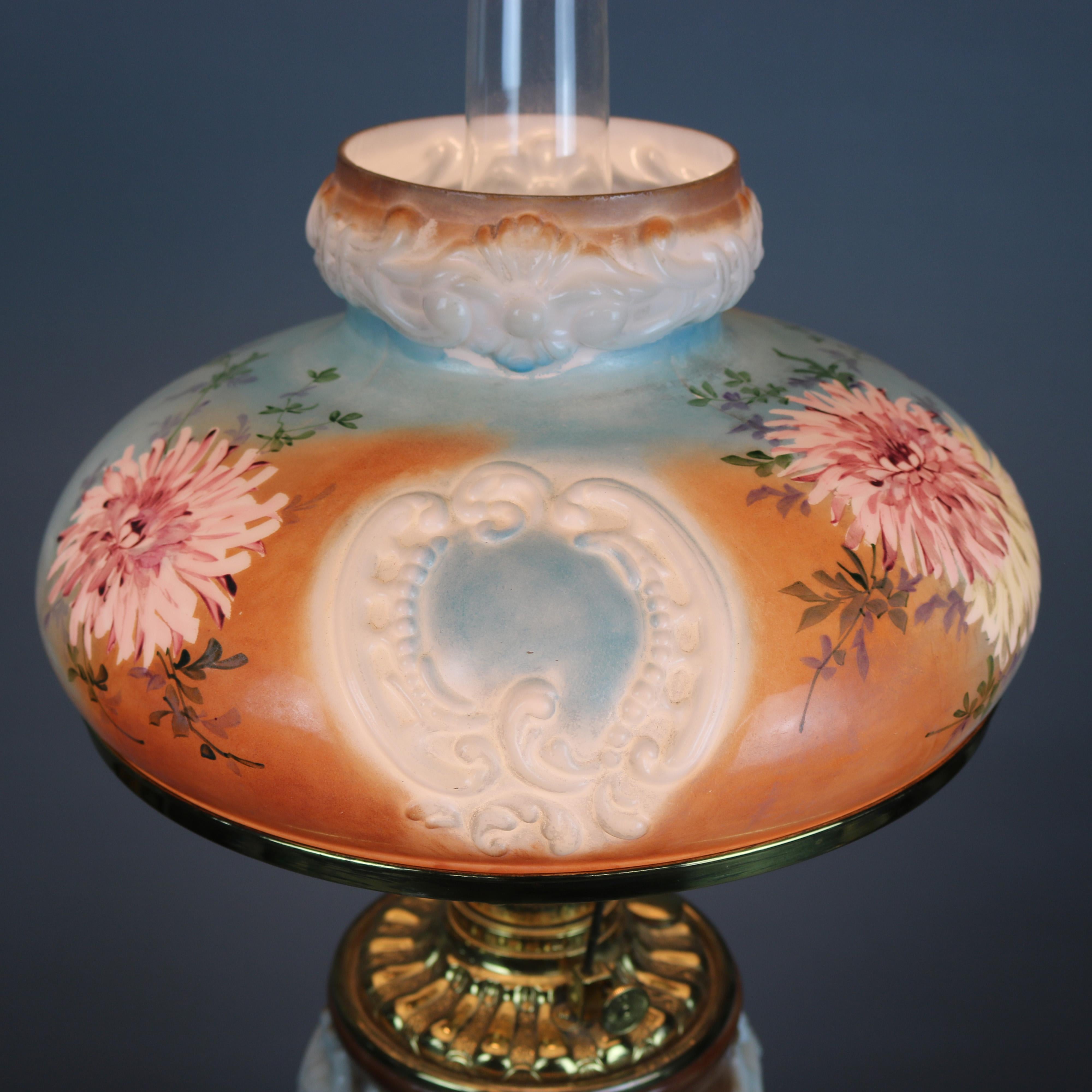 Italian Rococo Crown Milano Art Glass Gone with the Wind Lamp, circa 1890 In Good Condition In Big Flats, NY