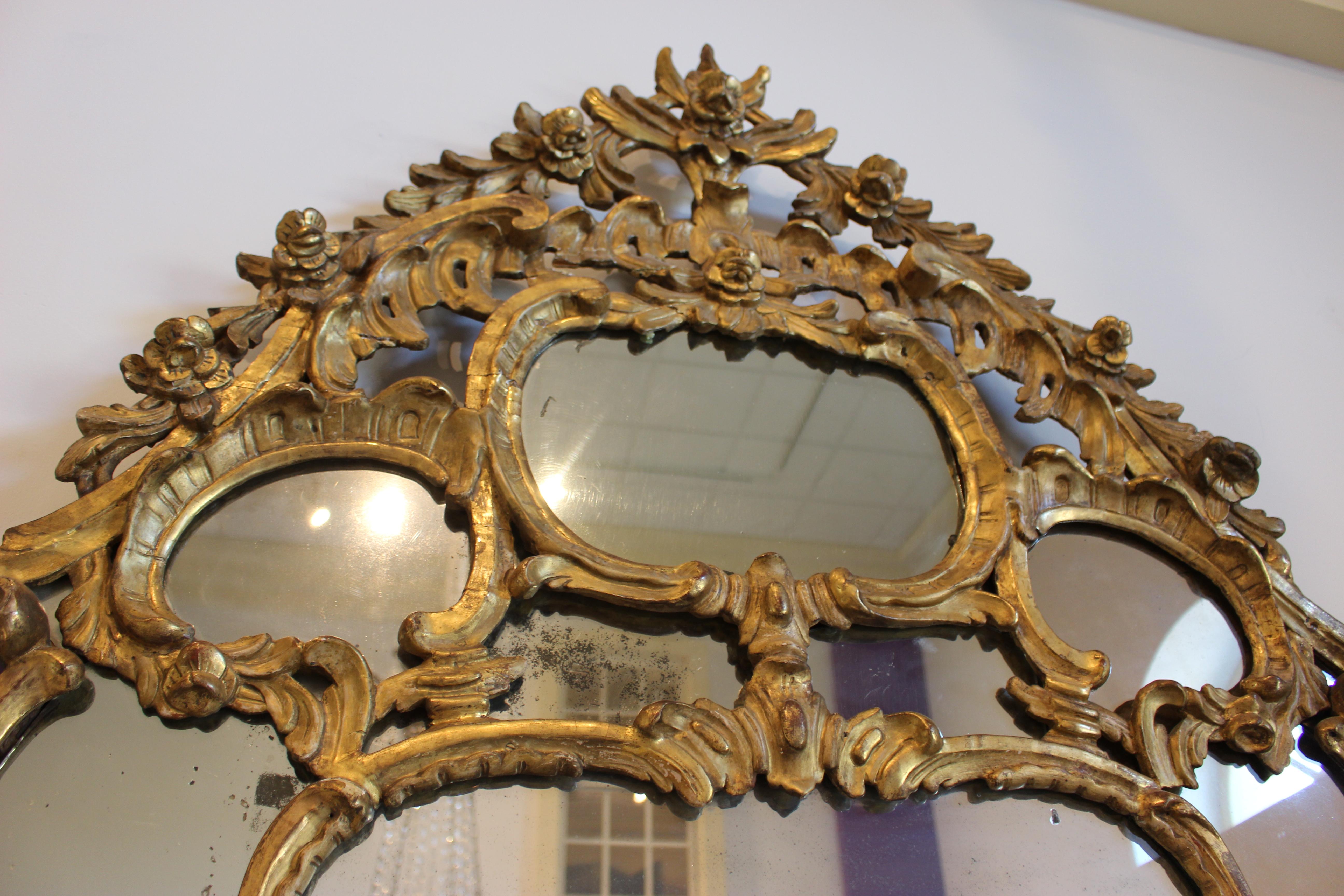 Italian Rococo Giltwood Mirror In Fair Condition For Sale In Palm Desert, CA
