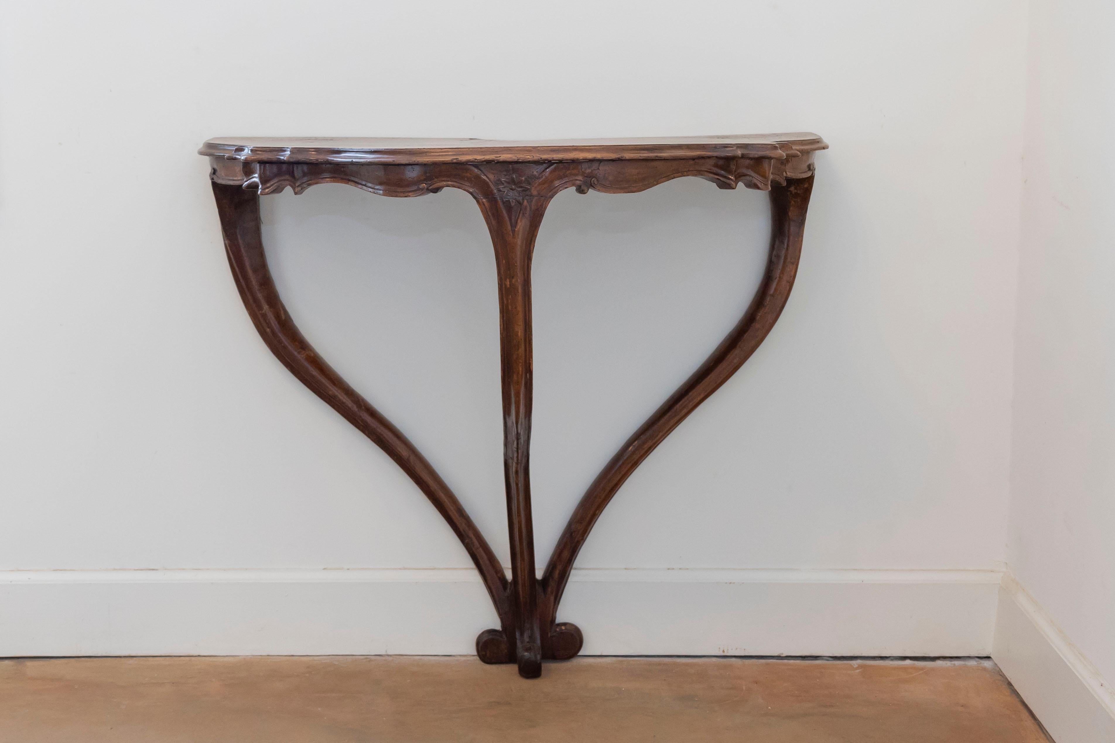 Italian Rococo Late 18th Century Walnut Console Table with Authentic Patina For Sale 2