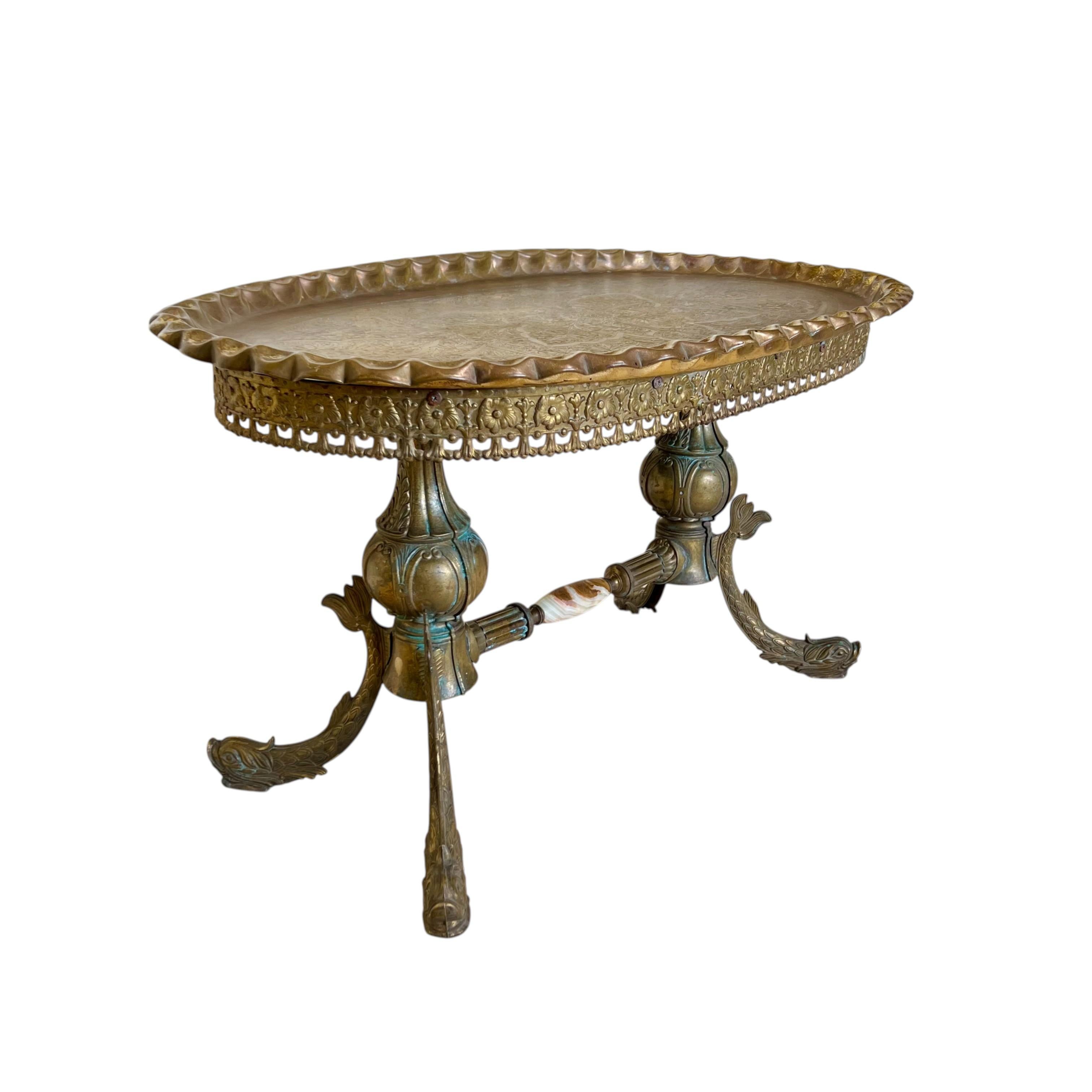 Italian Rococo Revival Brass Table Base With Tray Top, 1940s In Fair Condition For Sale In Harlingen, TX