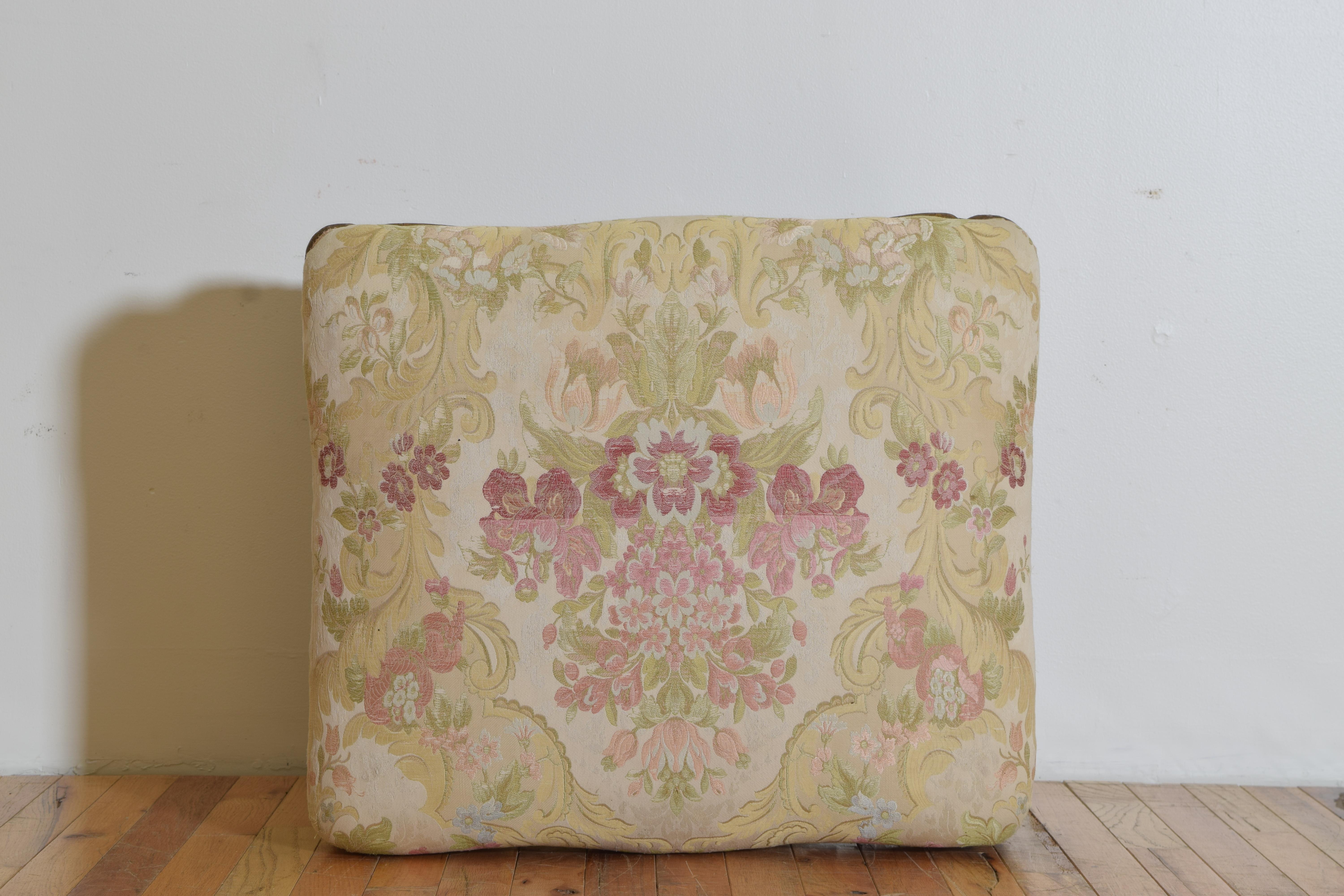 Banc italien de style néo-rococo en bois doré sculpté, 3ème quart du 19ème siècle 3