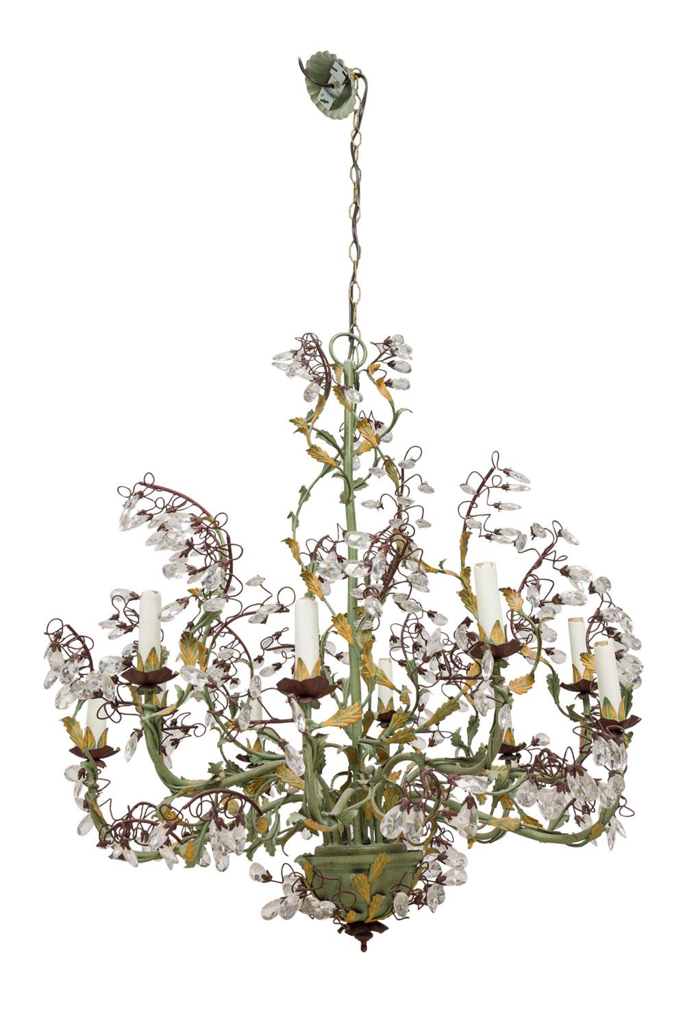 Italian Rococo Style 10 Arm Chandelier In condizioni buone in vendita a Queens, NY
