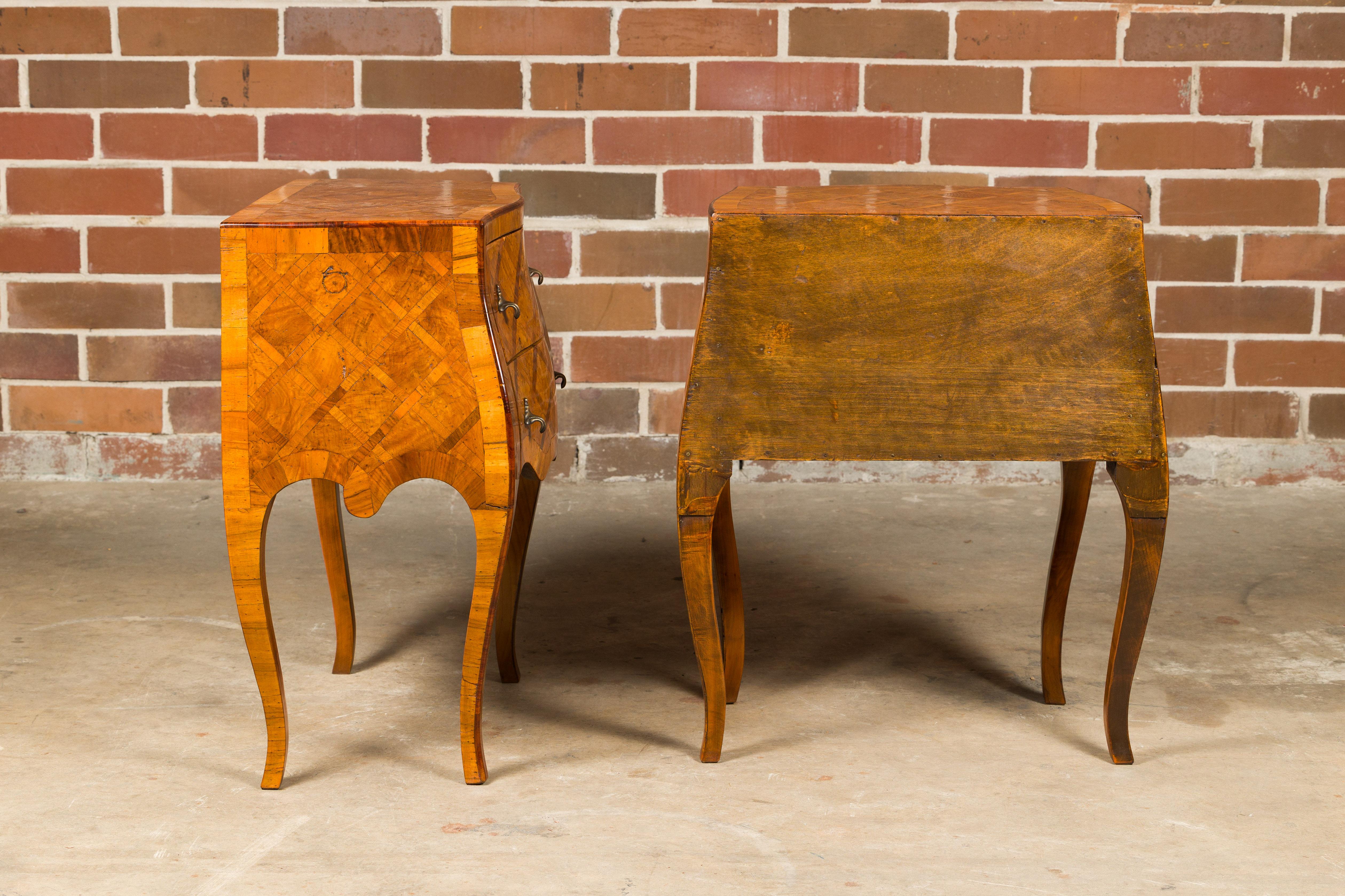 20th Century Italian Rococo Style Burl Wood Marquetry Bedside Chests with Cabriole Legs For Sale