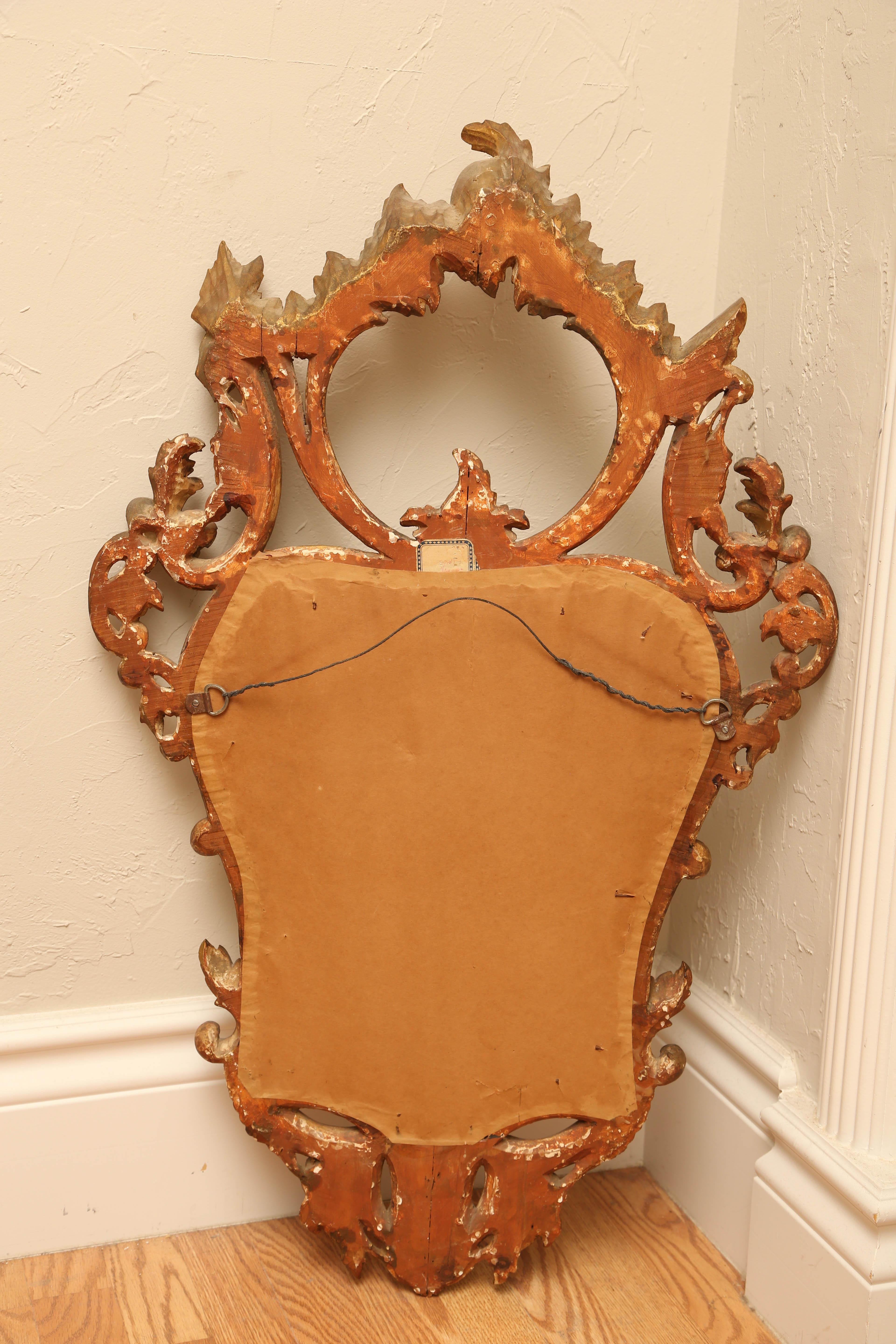 Italian Rococo Style Carved and Gilded Mirror For Sale 3