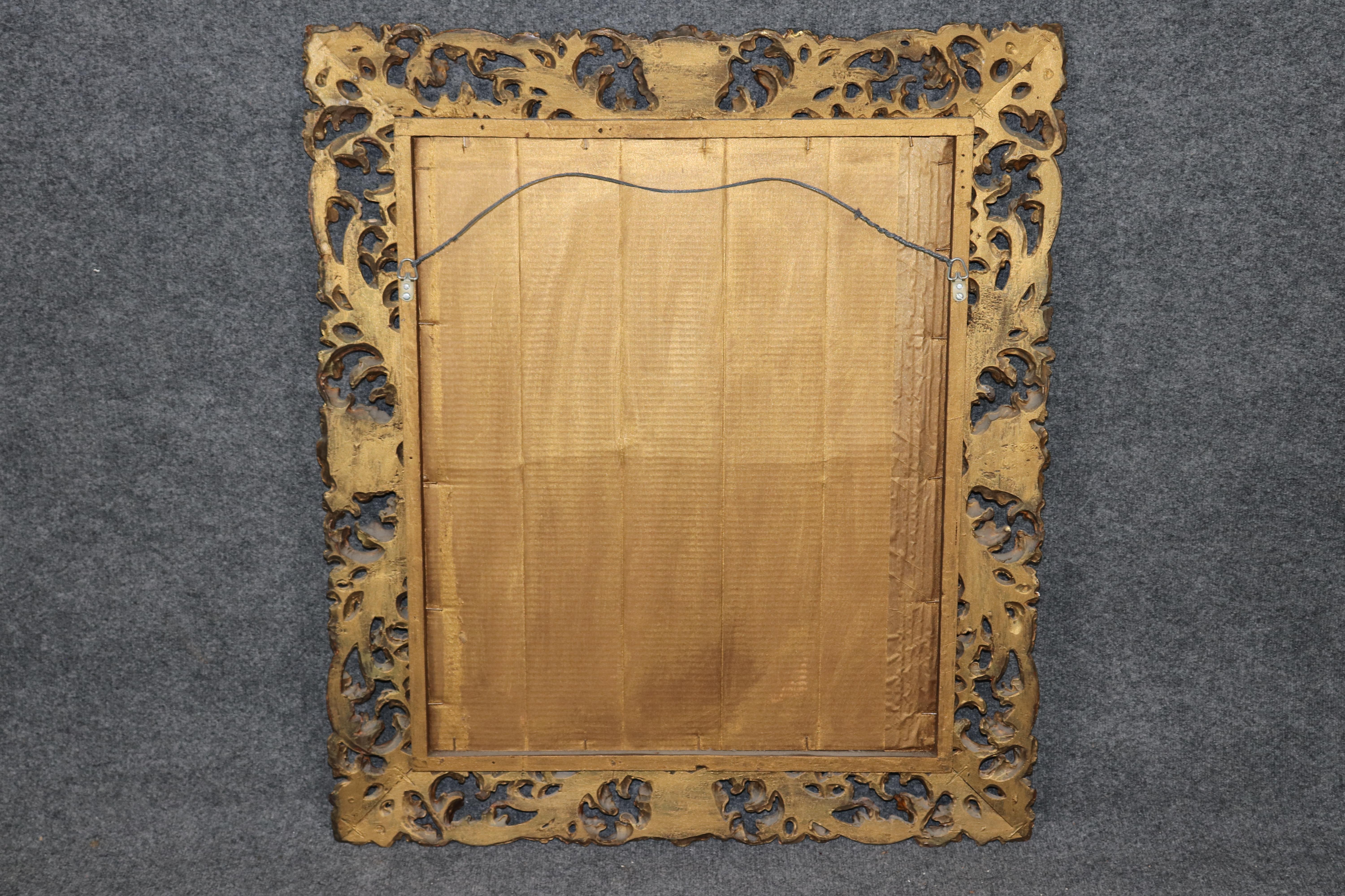 Rococò Specchio italiano in stile rococò intagliato e dorato C.A.I.C. 1940 in vendita