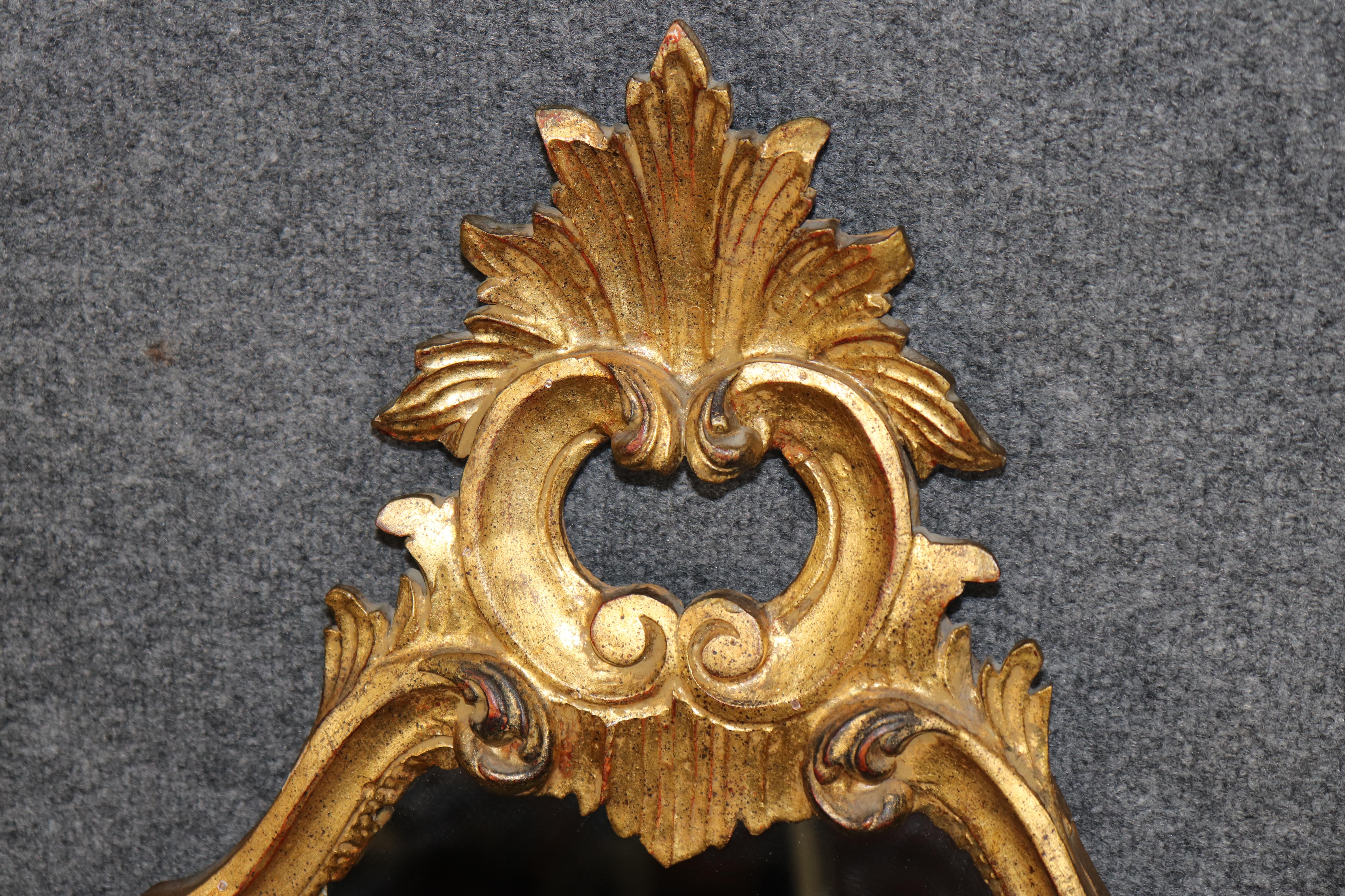Espejo Italiano Estilo Rococó Tallado Dorado siglo XX en venta