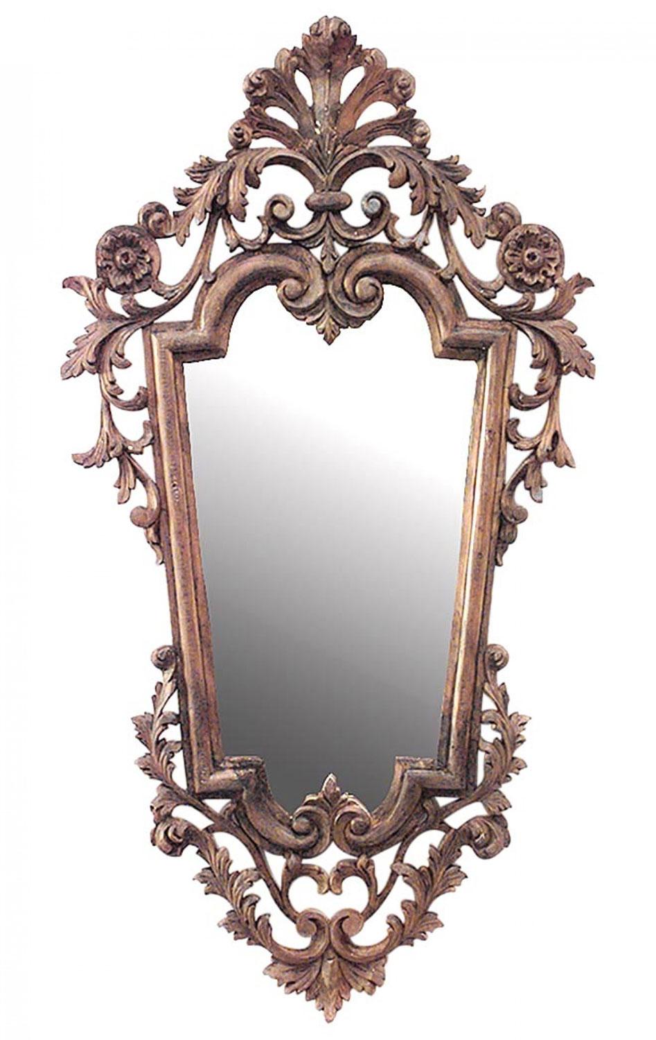 5 specchi da parete verticali sagomati in pino grezzo in stile Rococò (19/20° secolo), con disegno di volute in filigrana intagliate. (PREZZO OGNI) (3 cornici)

Nota bene: 1 ha lo specchio e l'altro  4 sono solo le cornici.