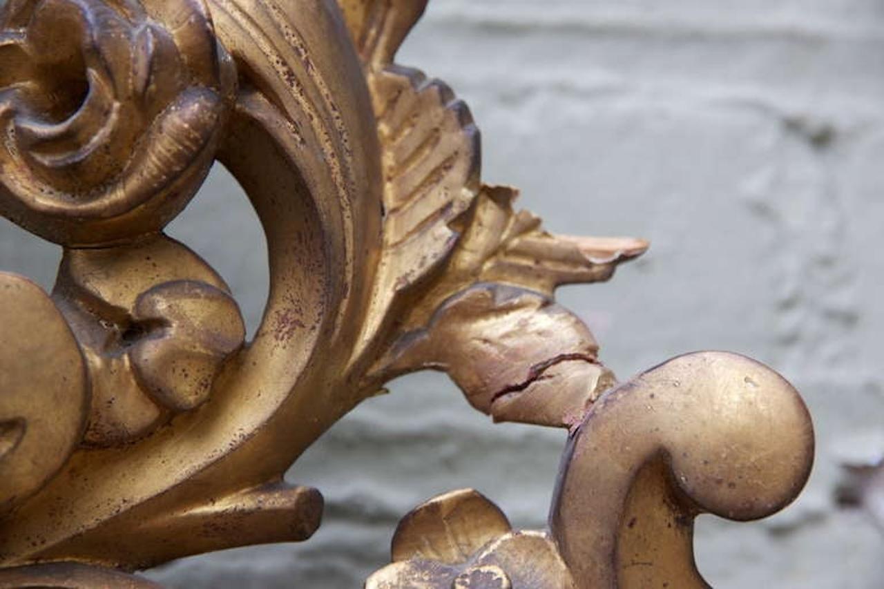 19th Century Italian Rococo Style Giltwood Mirror For Sale