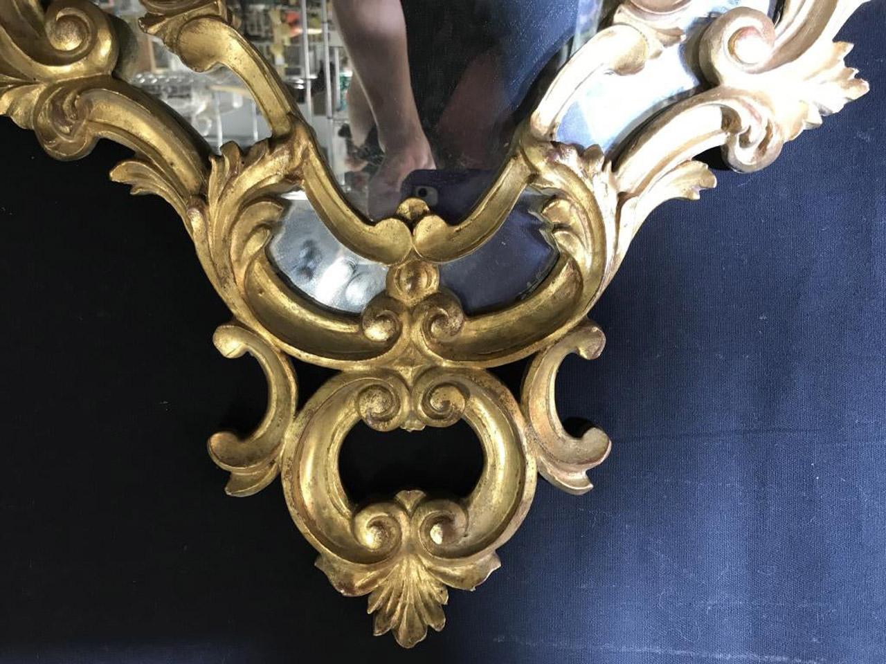 Italian Rococo Style Giltwood Mirror 1