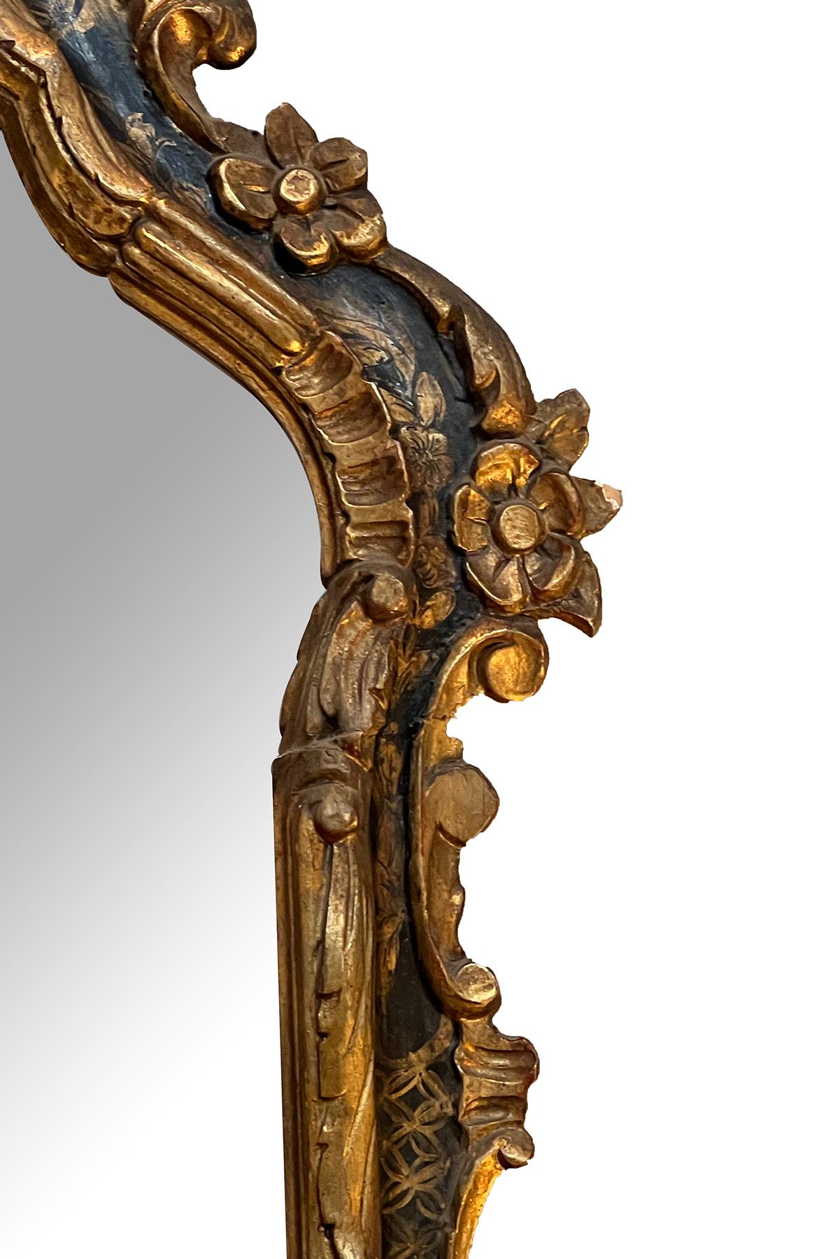 Italienischer Rokoko-Stil Giltwood Spiegel mit Chinoiserie Dekoration im Zustand „Gut“ im Angebot in San Francisco, CA