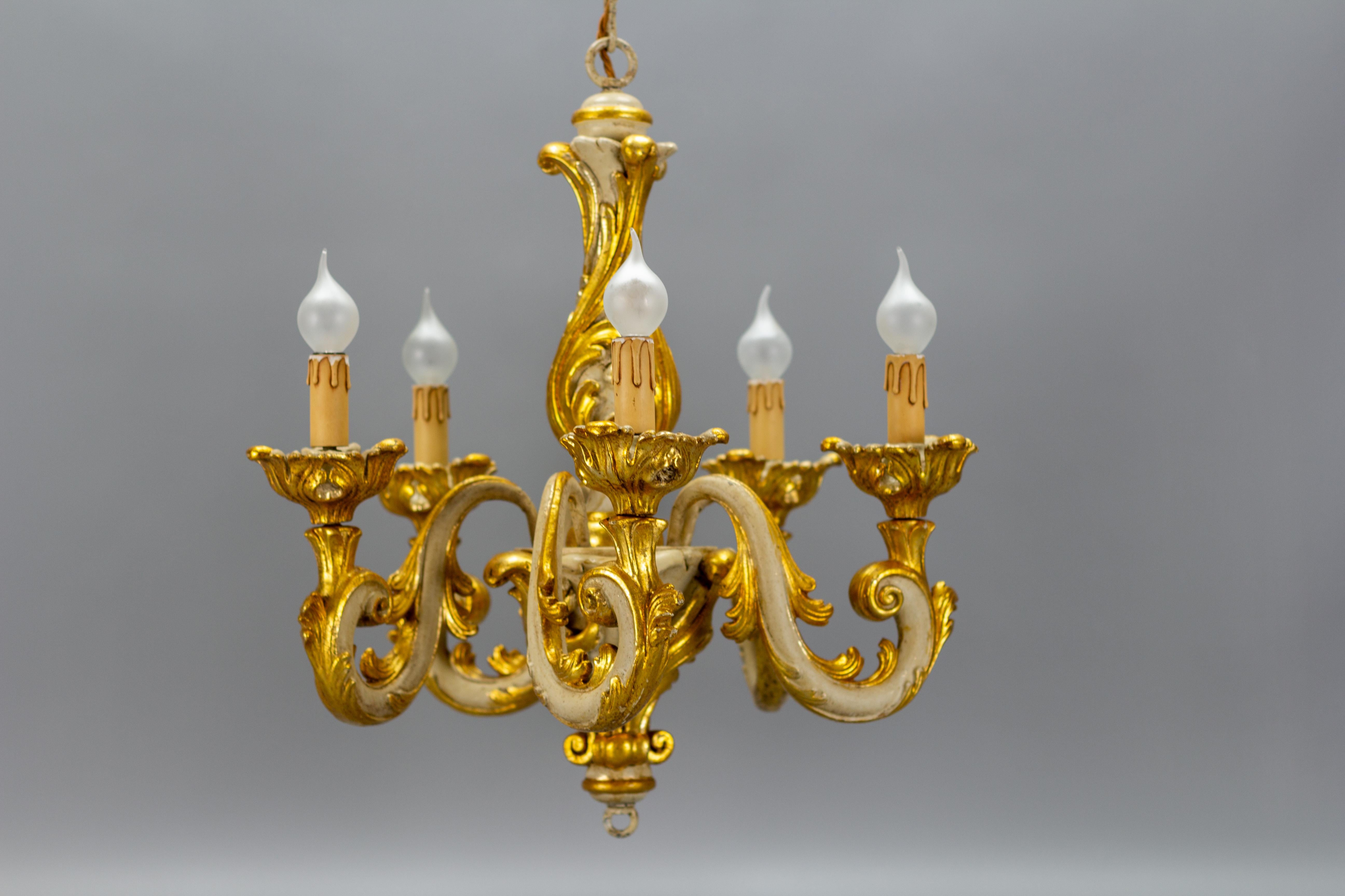 Italian Rococo Style Grey and Golden Patinated Five-Light Chandelier 14