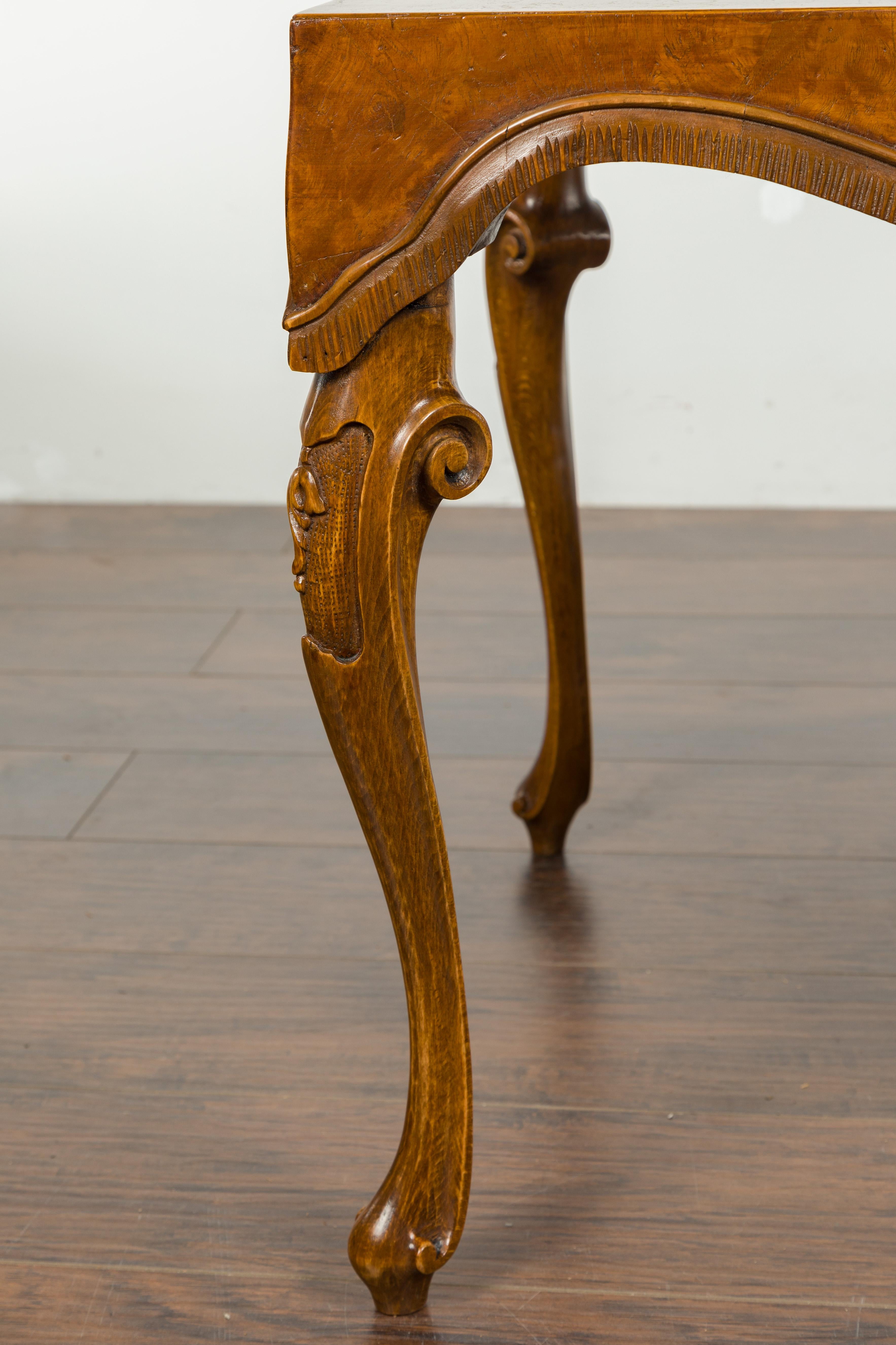 Italian Rococo Style Midcentury Walnut and Olive Wood Table with Cabriole Legs In Good Condition For Sale In Atlanta, GA