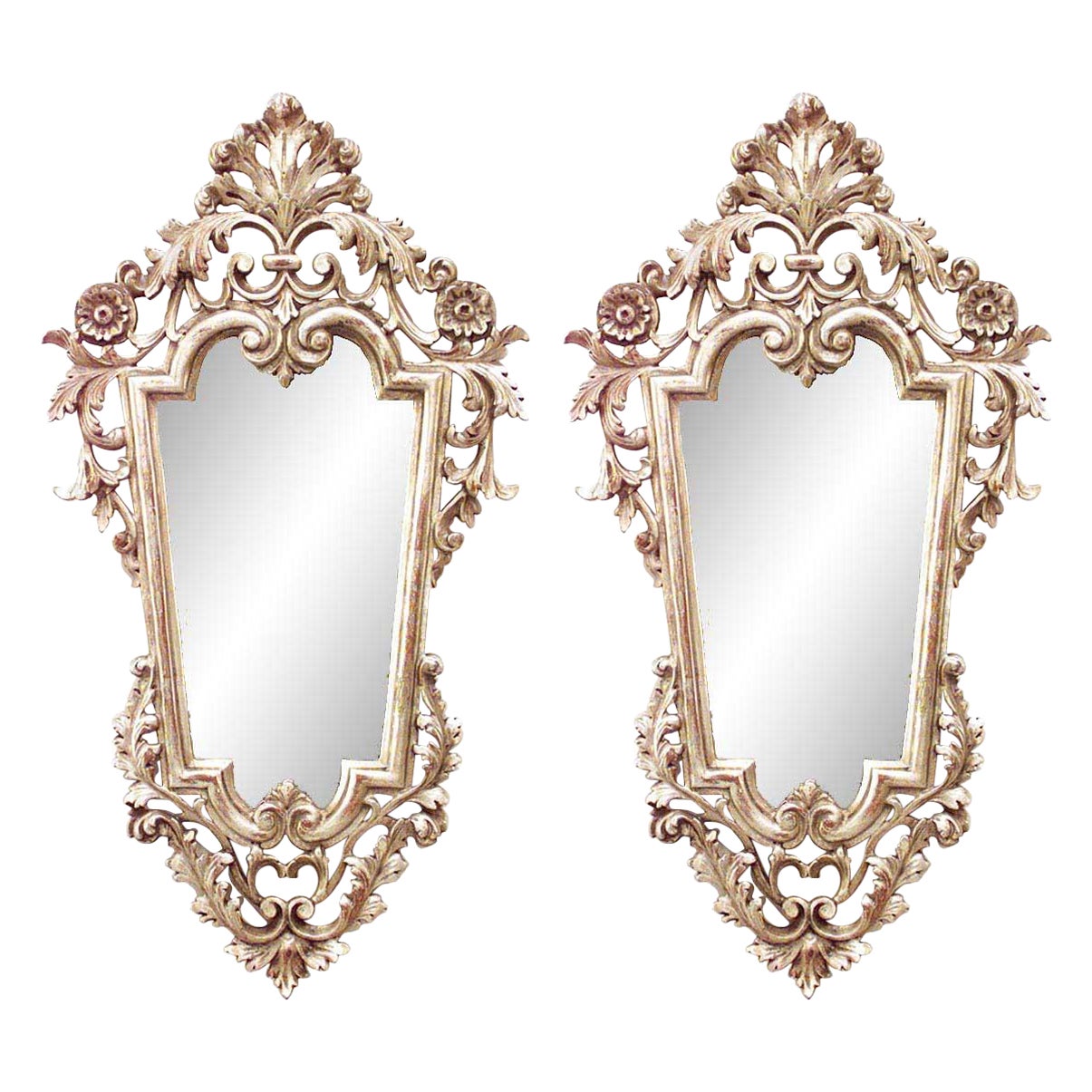 Italian Rococo Style Silver Gilt Carved Wall Mirrors en venta