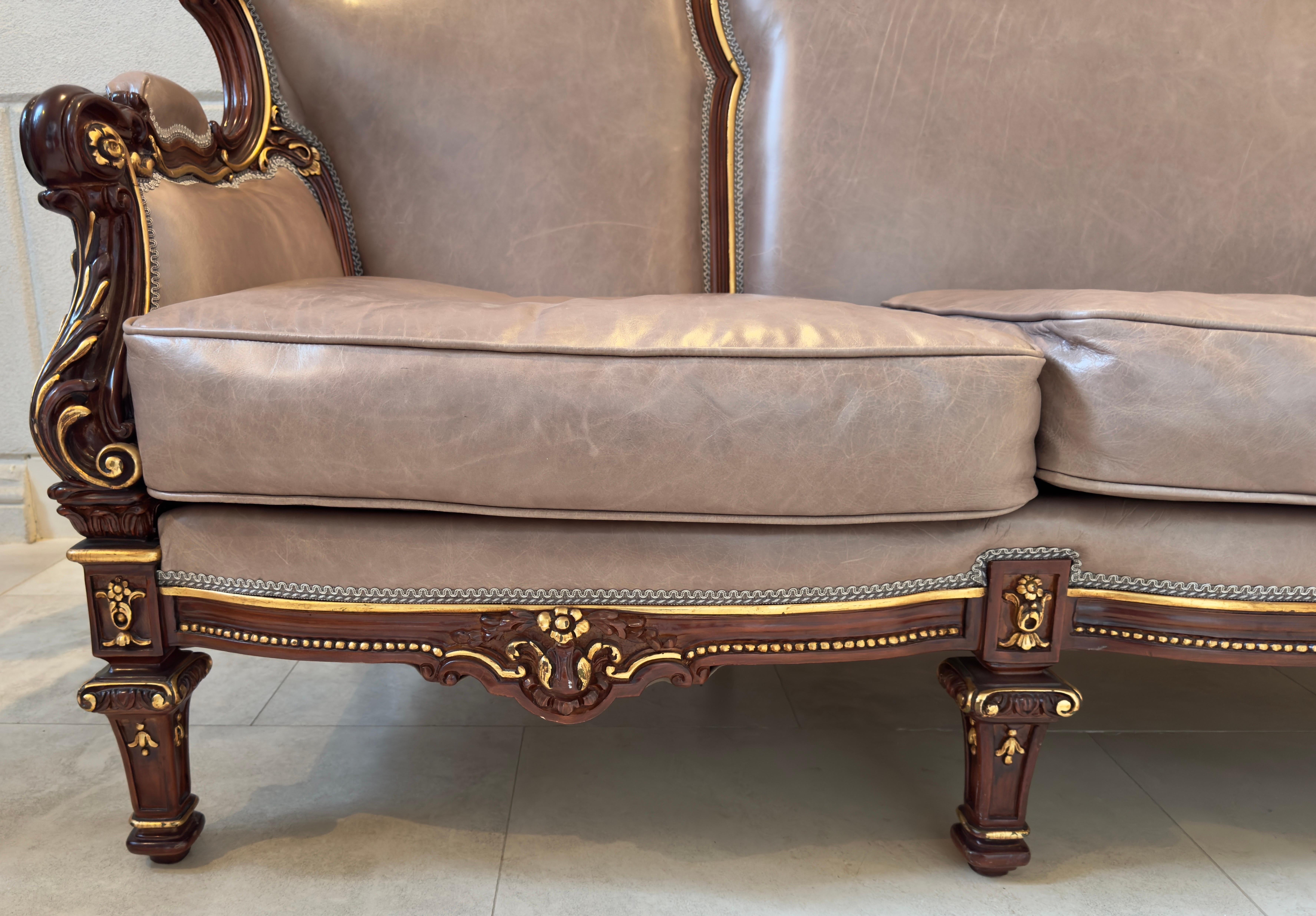 Italian Rococo Style Sofa in Fine Taupe / Gray Leather Upholstery and Mahogany  For Sale 1