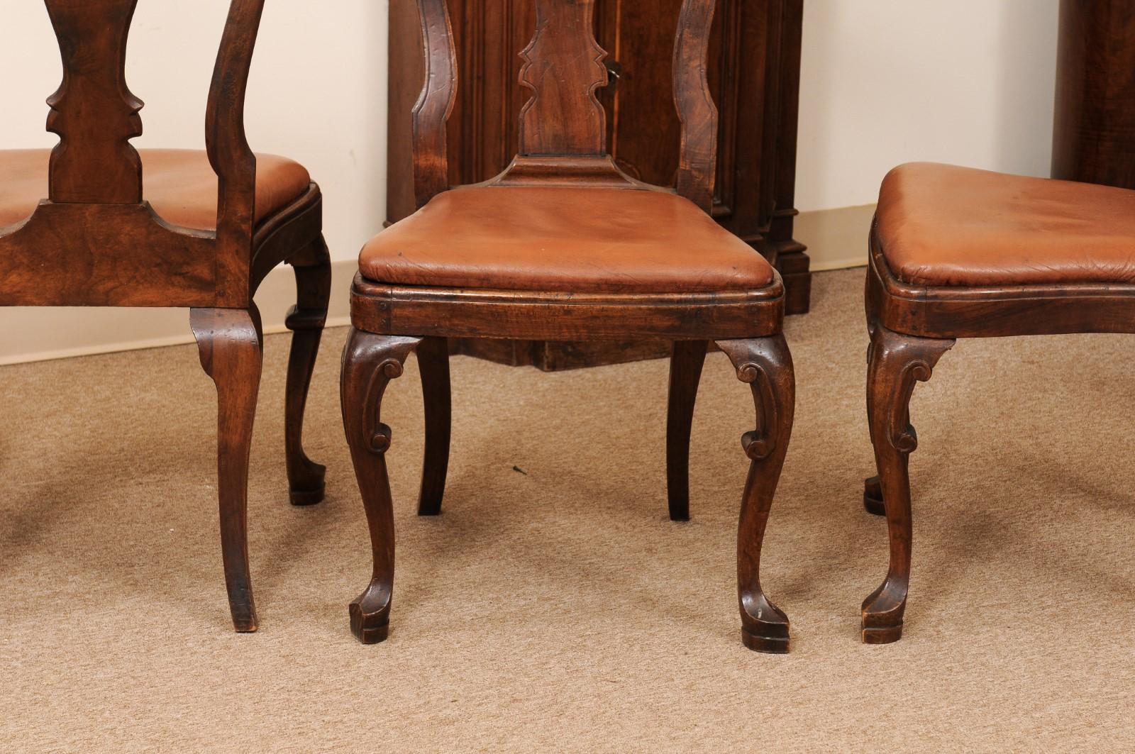 Italian Rococo Style Walnut Dining Chairs with Cabriole Legs  For Sale 5