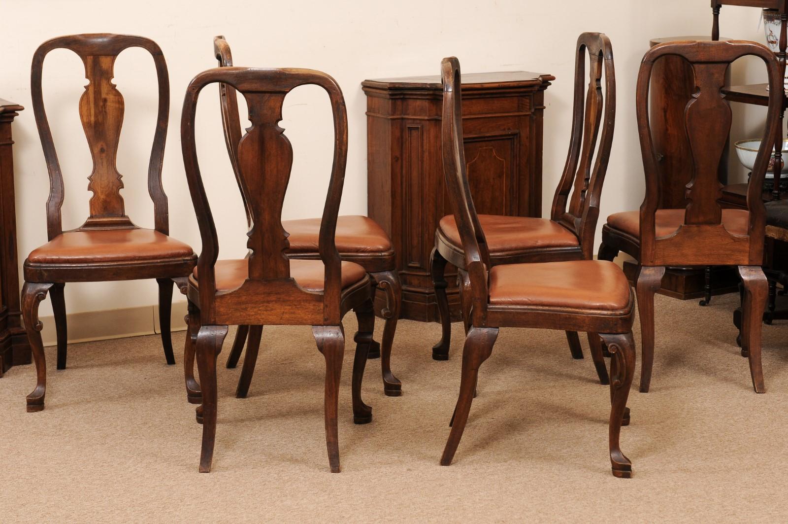 Italian Rococo Style Walnut Dining Chairs with Cabriole Legs  In Good Condition For Sale In Atlanta, GA