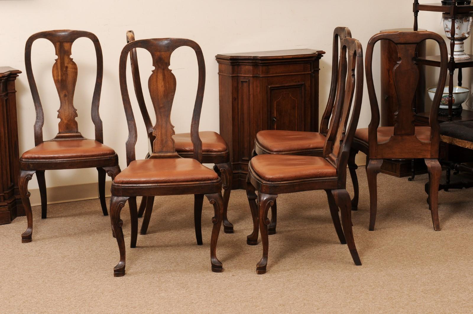 Italian Rococo Style Walnut Dining Chairs with Cabriole Legs  For Sale 1