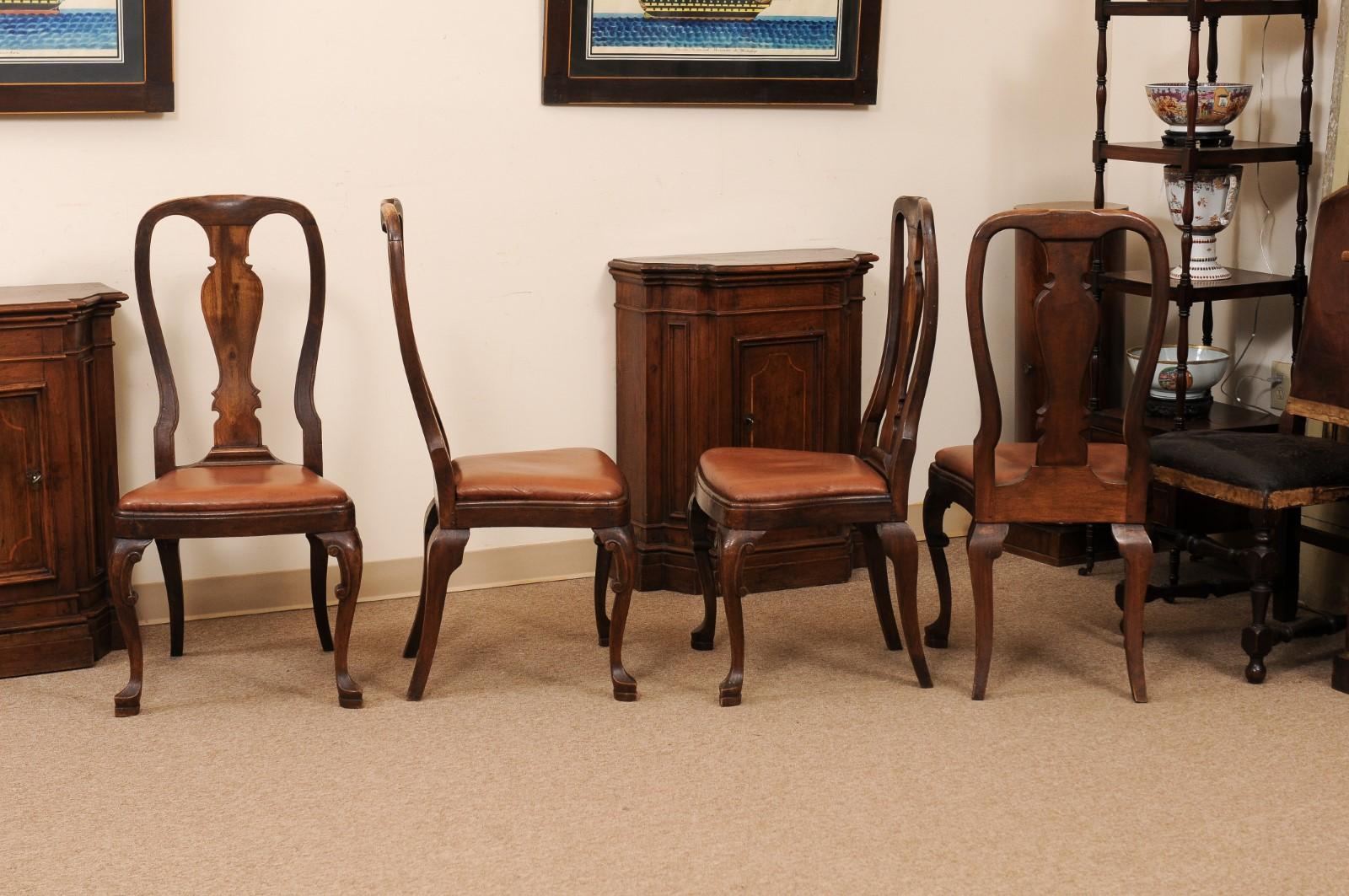 Italian Rococo Style Walnut Dining Chairs with Cabriole Legs  For Sale 3