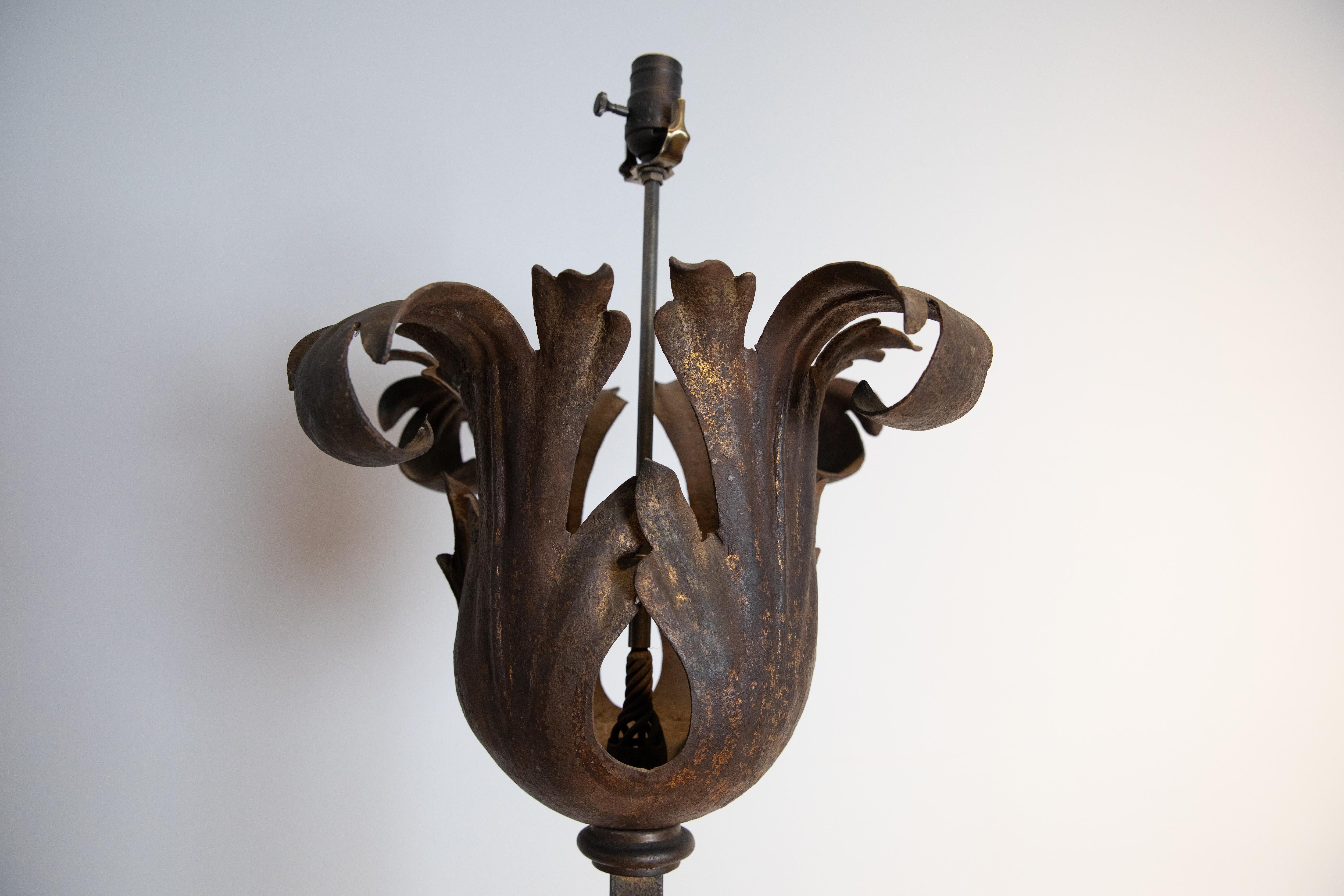 20th Century Italian Rococo Style Wrought Iron and Gilt Metal Floor Lamp, early 20th century For Sale