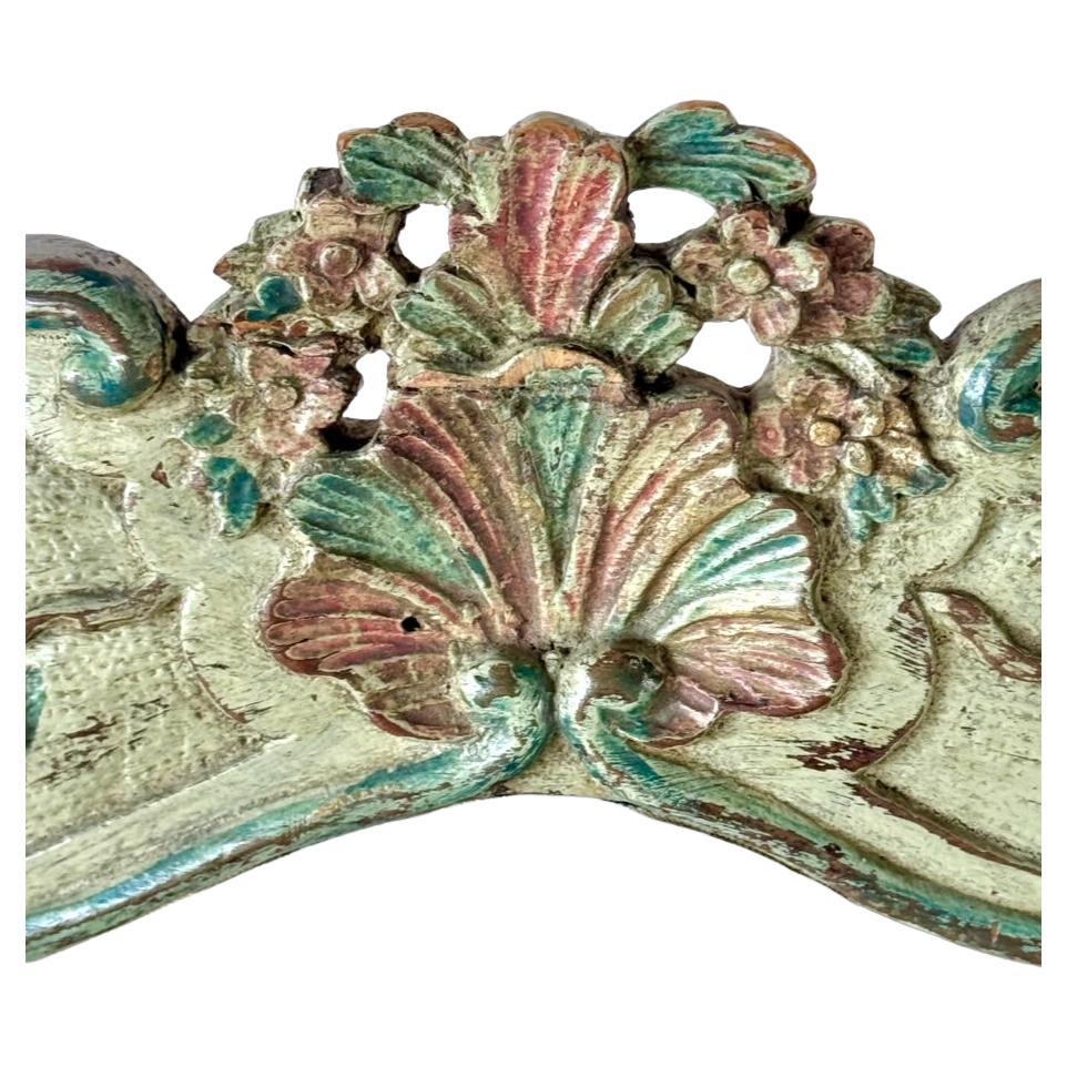 Pareja de sillones tapizados rococó italianos siglo XVIII y antes en venta
