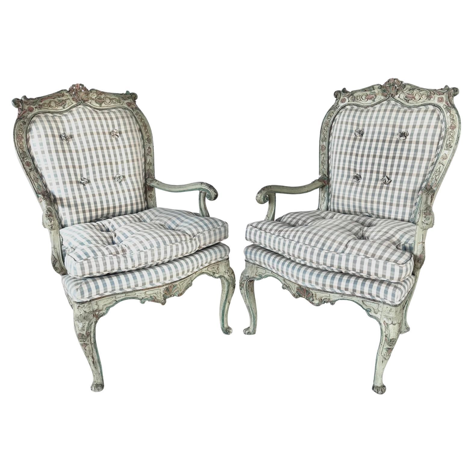 Pareja de sillones tapizados rococó italianos Textil en venta
