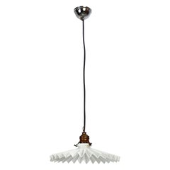 Italian Romantic Brass and Pleated White Glass Chandelier, Early 1900s
