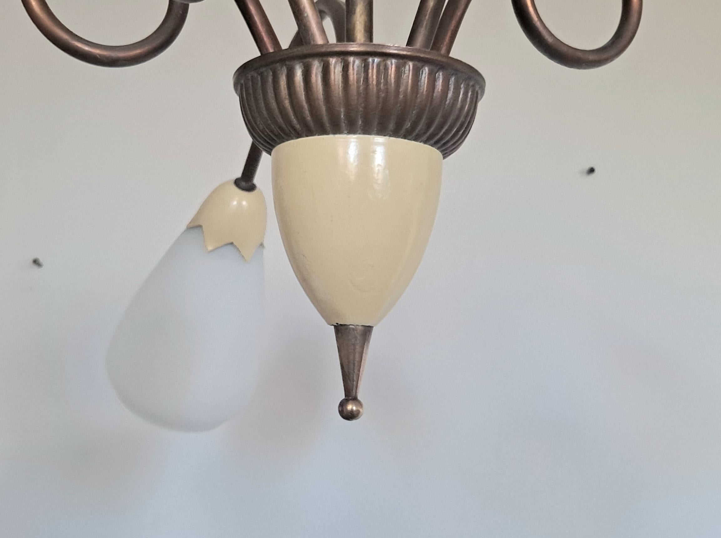 Mid-Century Modern Italian Romantic Chandelier from the 50s  For Sale