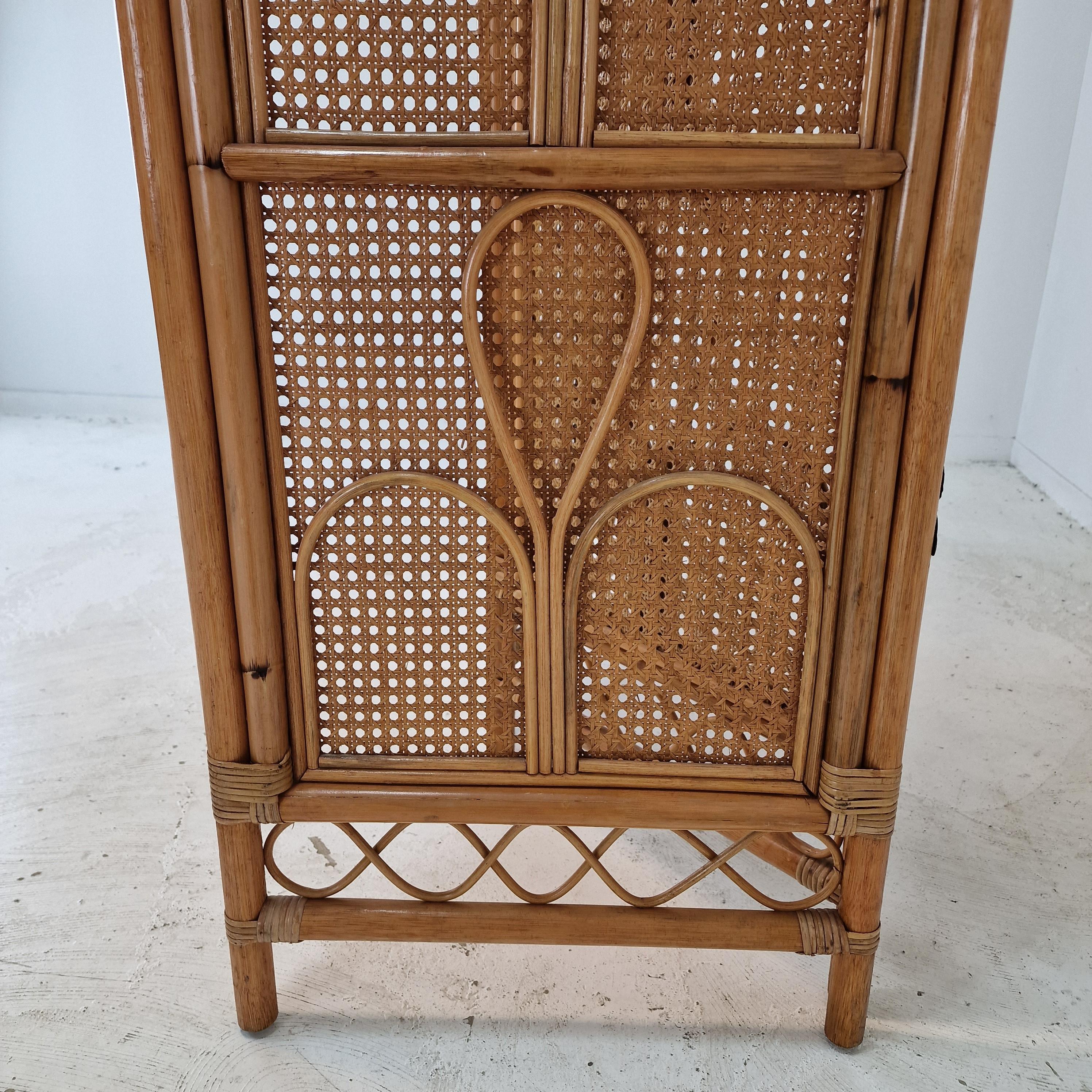 Italian Room Divider in Rattan and Wicker, 1960s For Sale 2