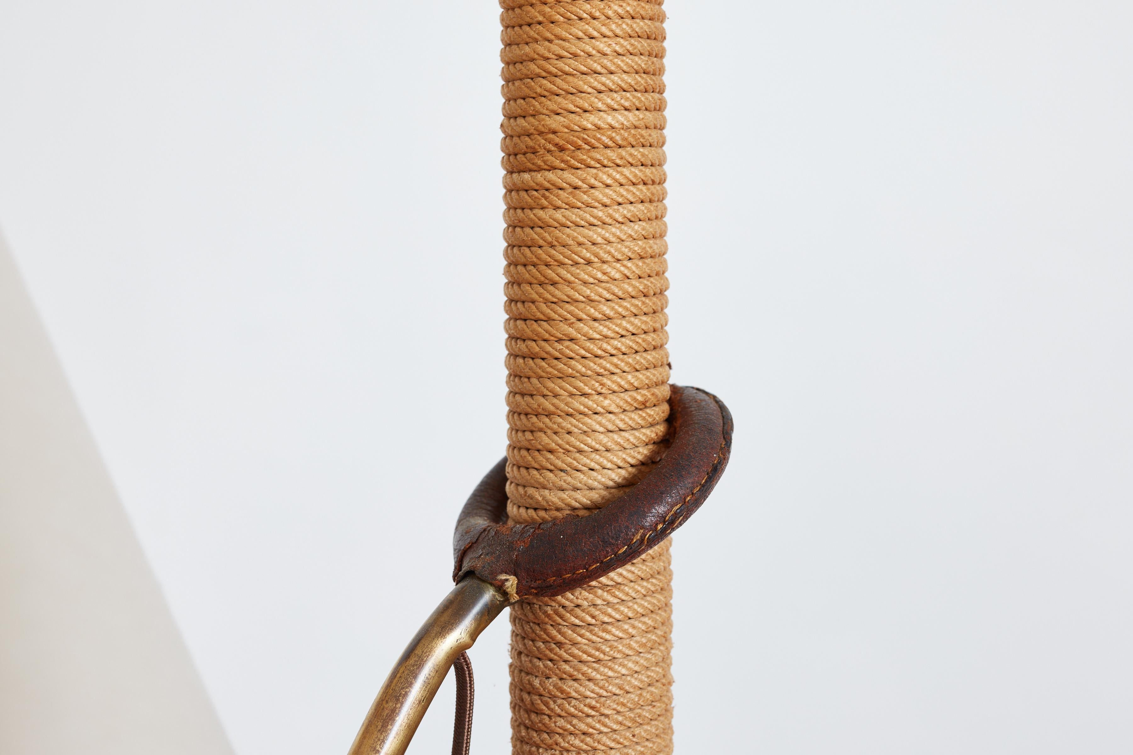 Italian Rope & Leather Floor lamp - 1950s For Sale 5