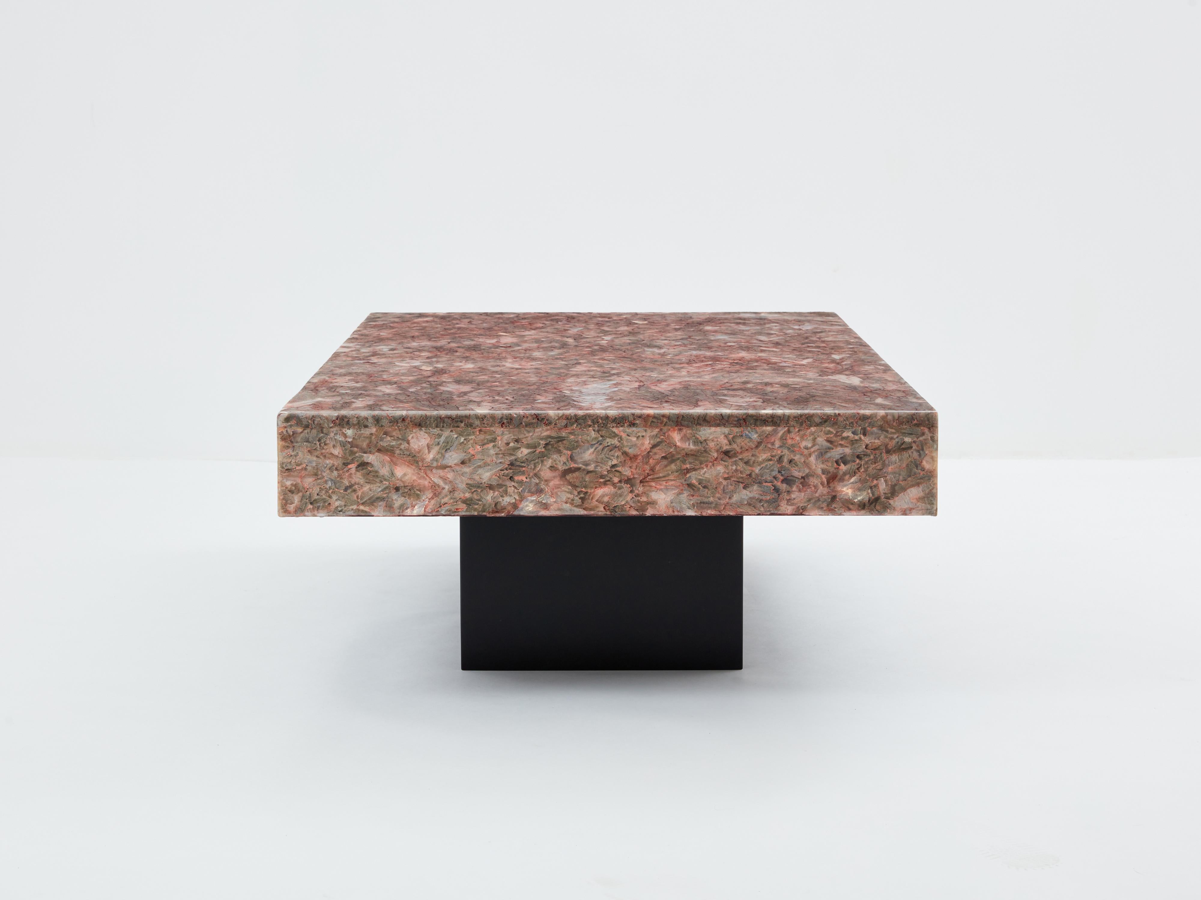 Italienischer rosafarbener kristalliner Alabaster Couchtisch Ende der 1970er Jahre im Angebot 3