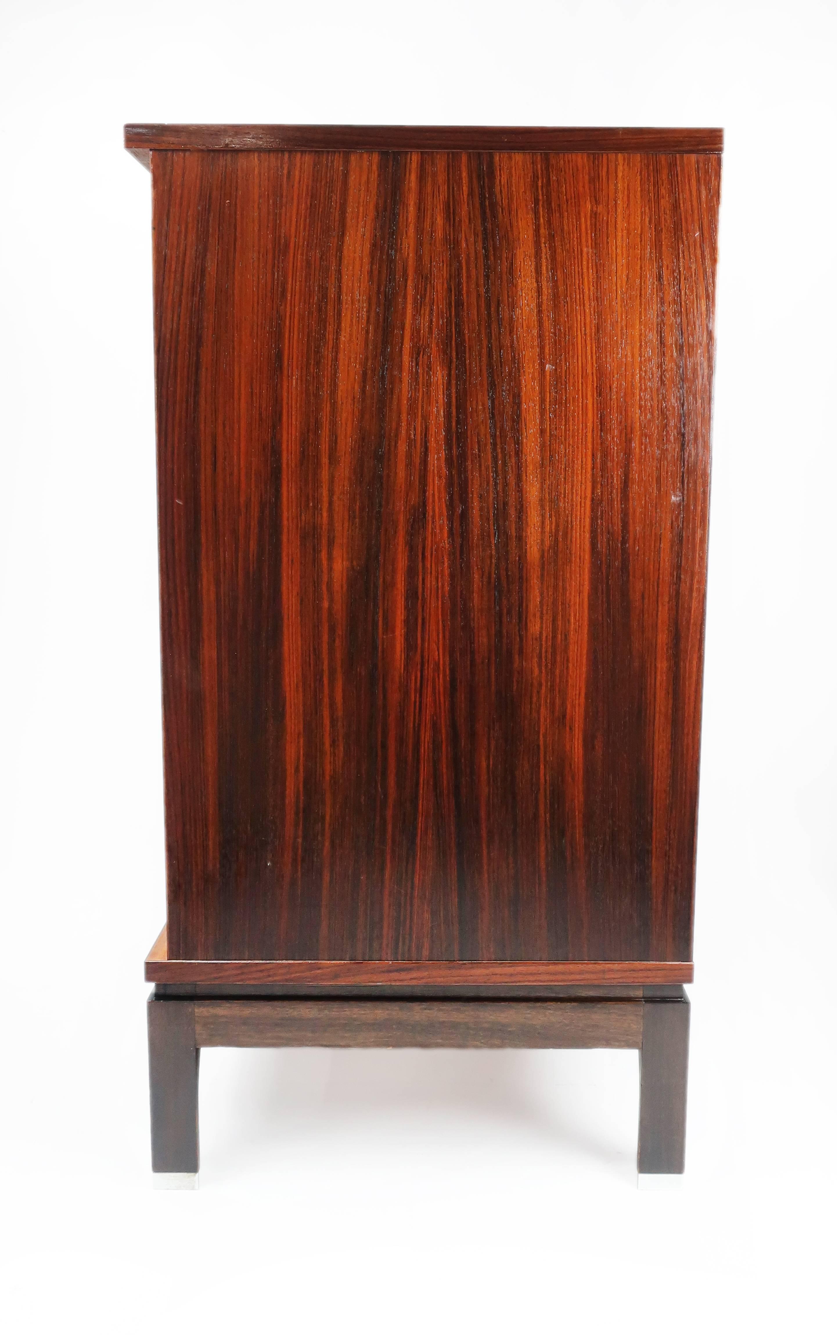 Mid-Century Modern Italian Rosewood Bachelors Chest of Drawers by M.I.M., circa 1960