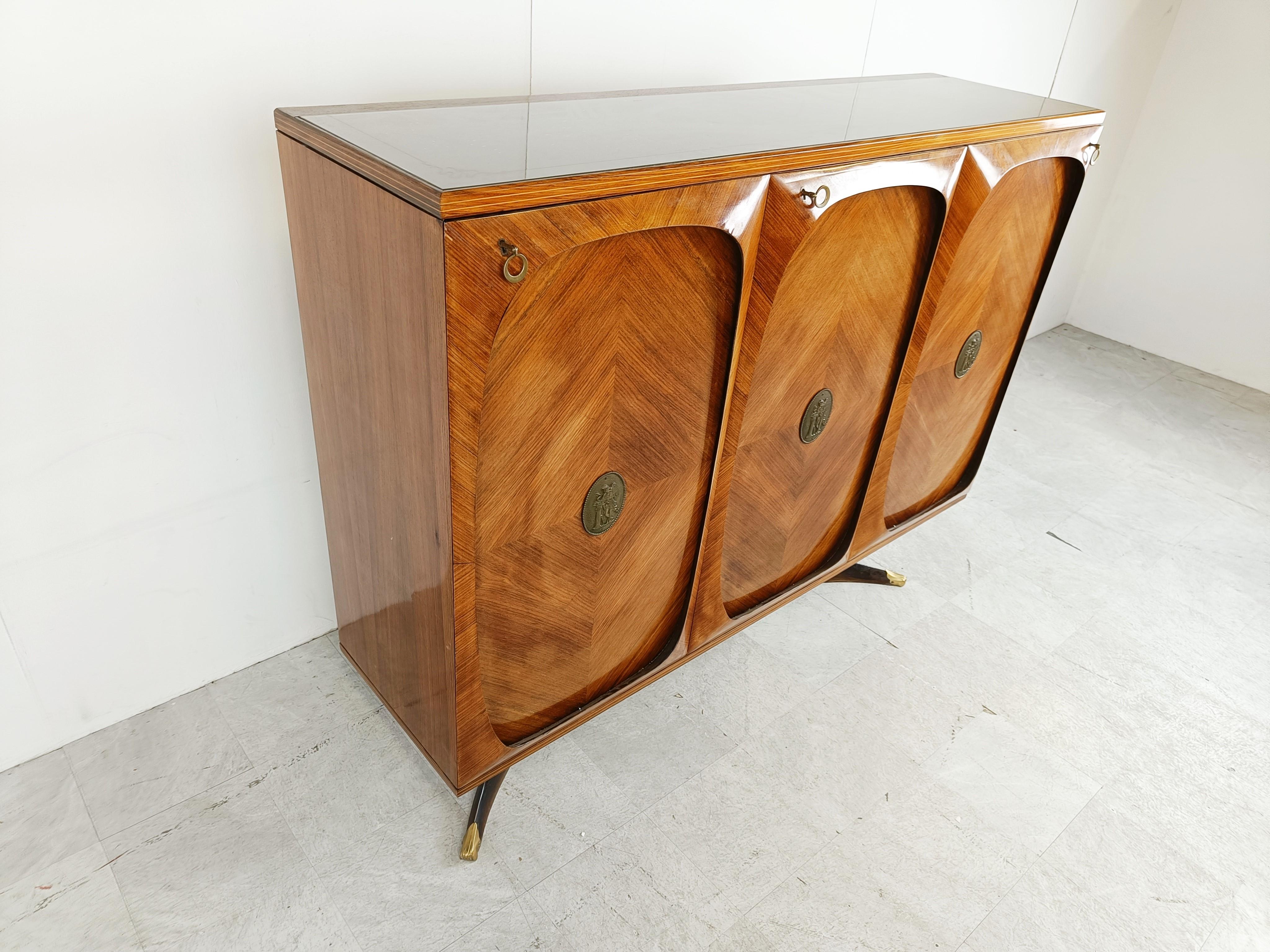 Italian Rosewood Highboard by Vittorio Dassi for Lissone, 1950s For Sale 3